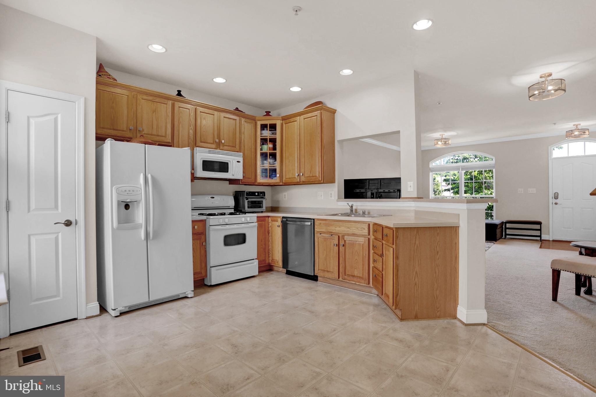 MONMOUTH MEADOWS - Residential