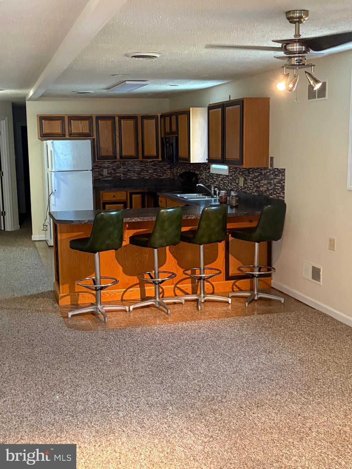 709-11 HILL ROAD 8