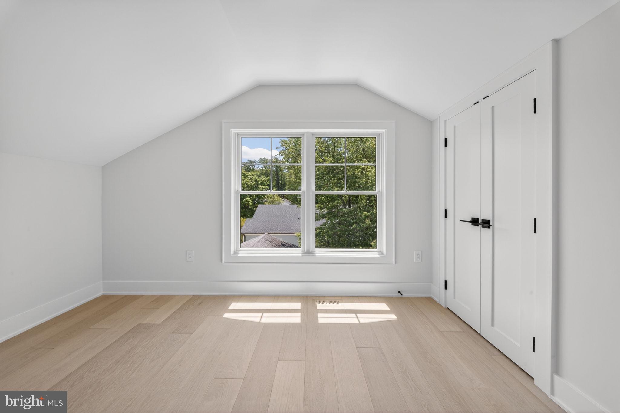 NORTH BETHESDA GROVE - Residential