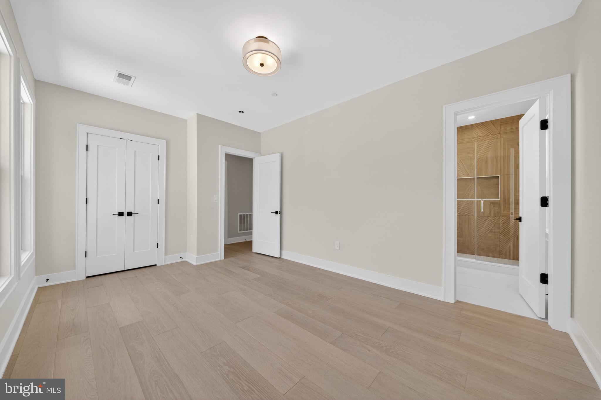 NORTH BETHESDA GROVE - Residential
