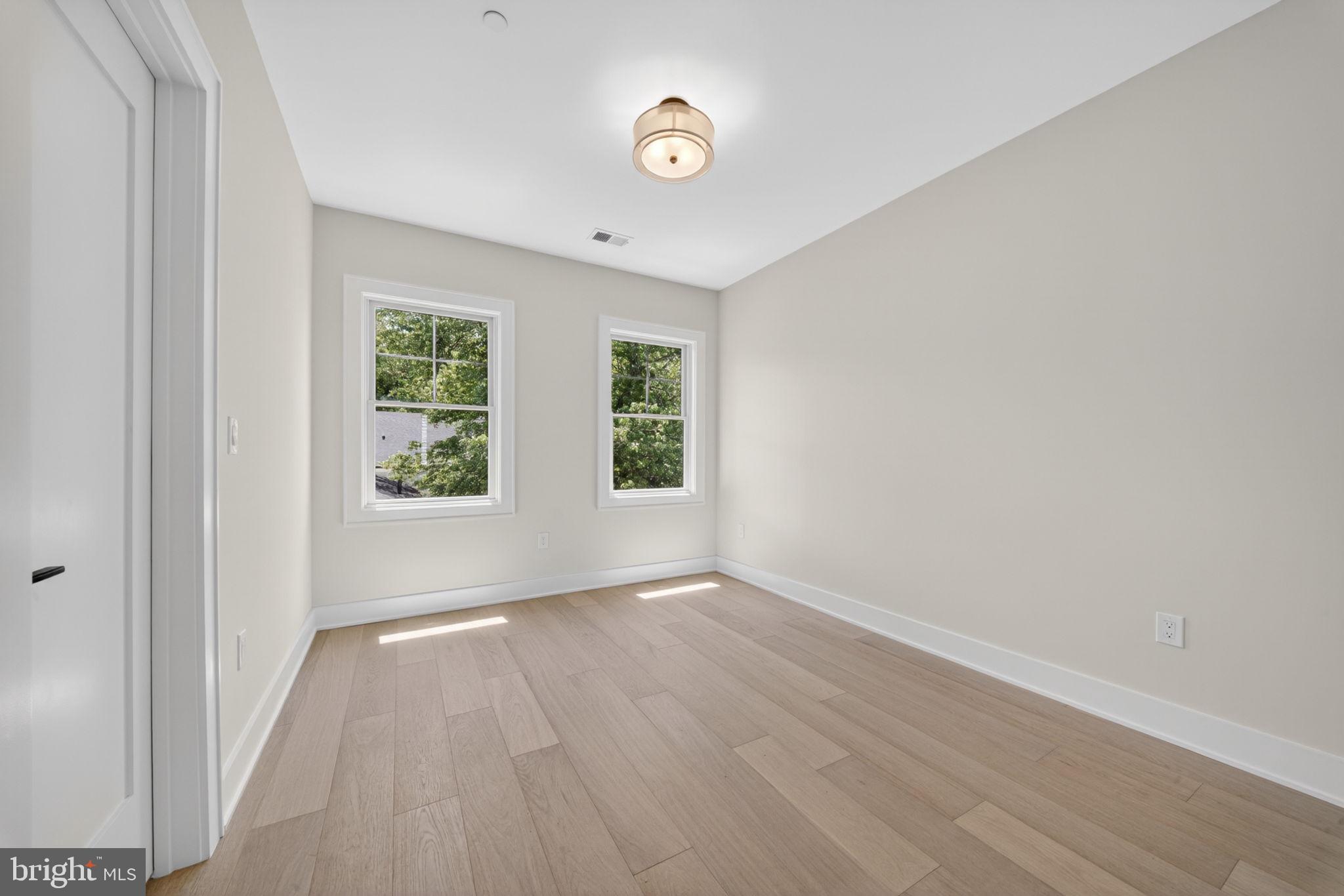 NORTH BETHESDA GROVE - Residential