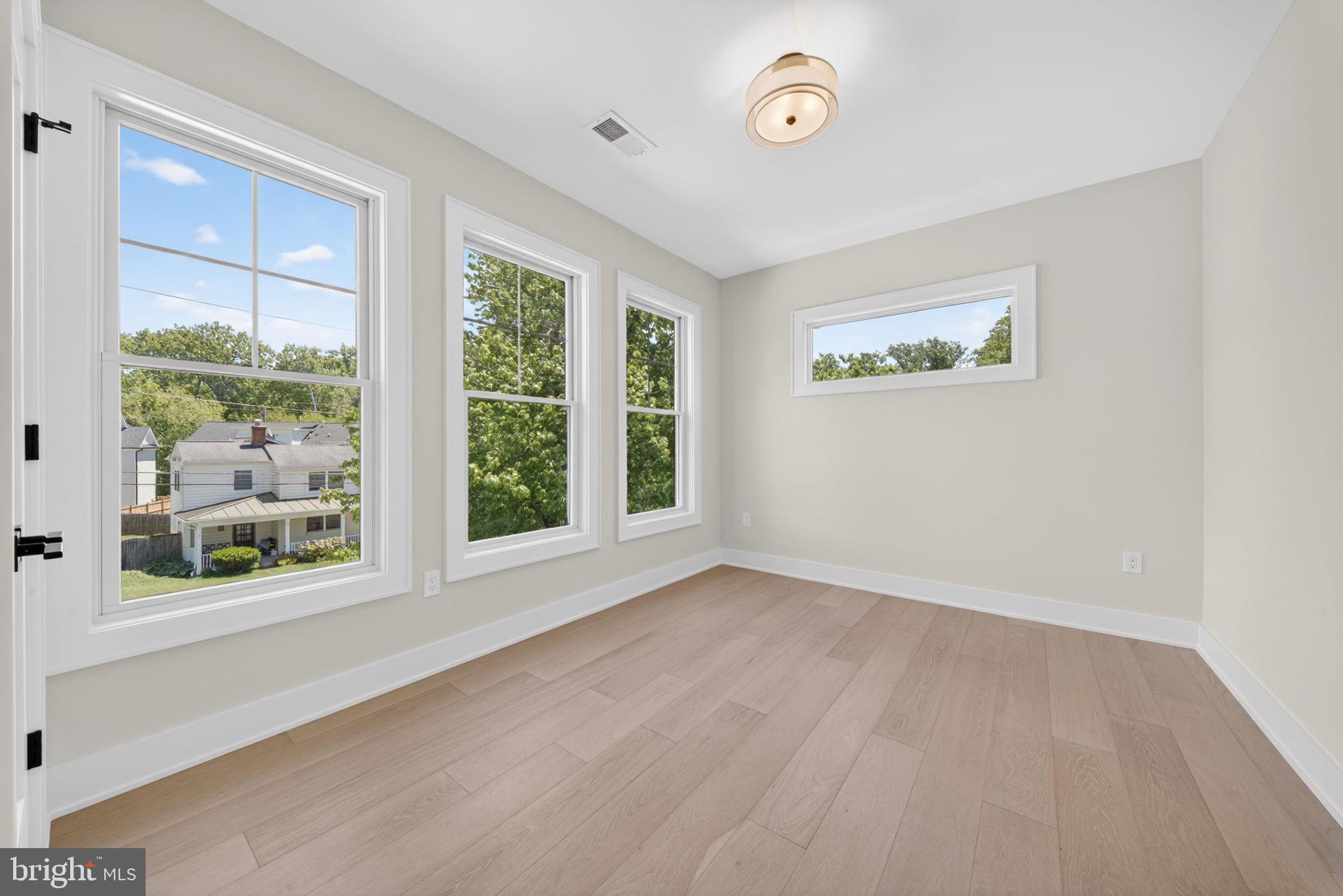 NORTH BETHESDA GROVE - Residential