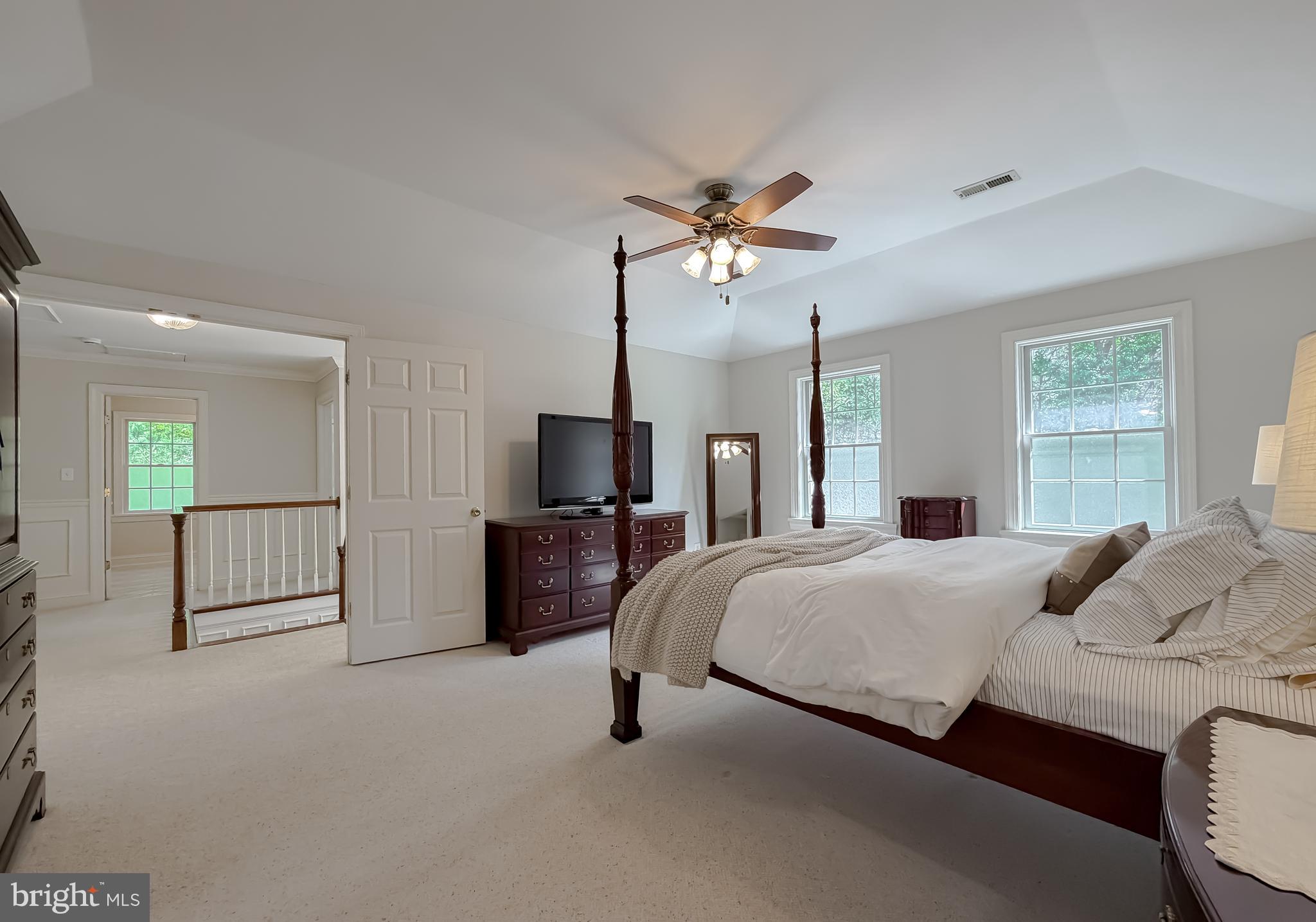 CHESTNUT HILLS - Residential