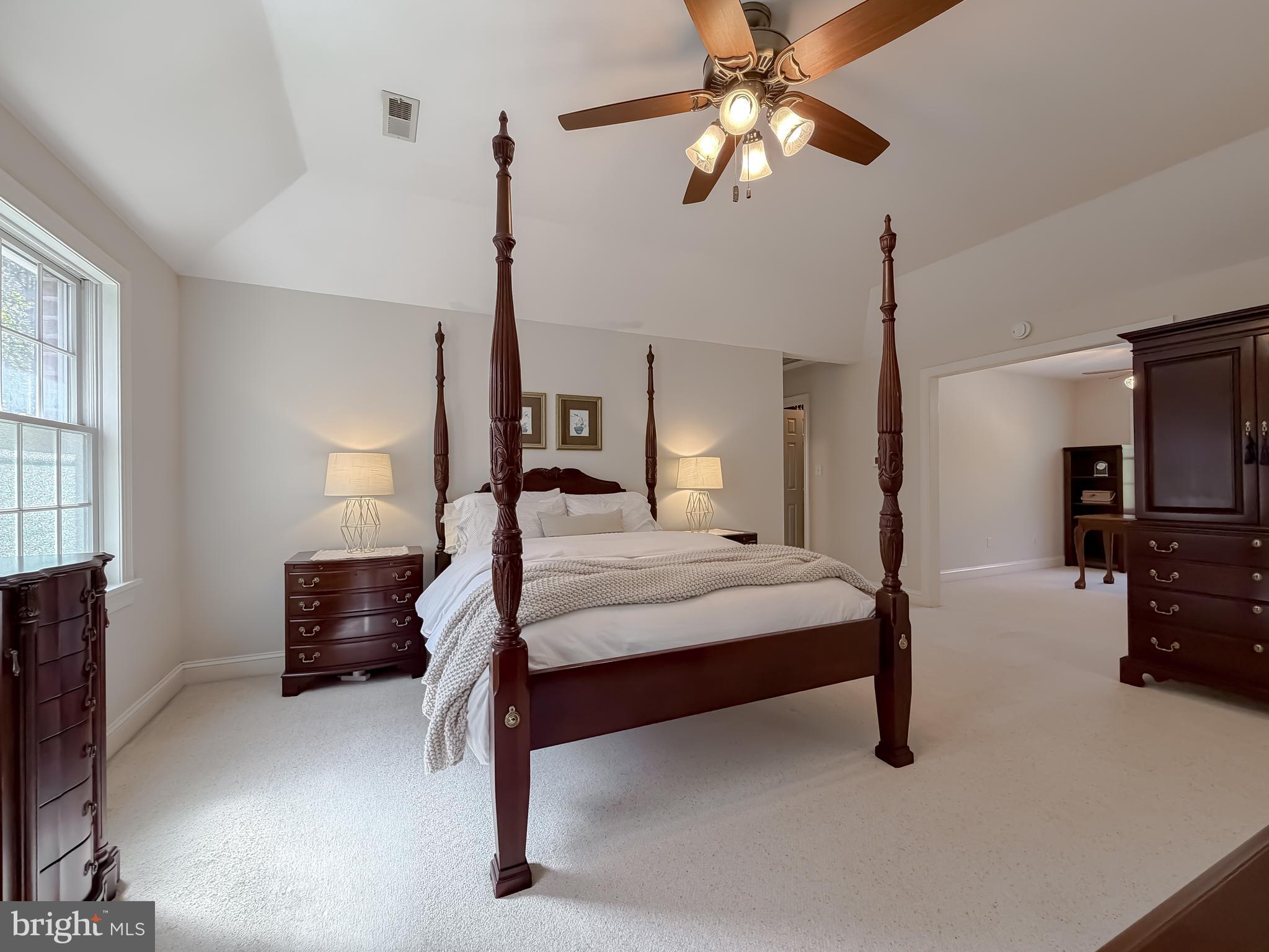 CHESTNUT HILLS - Residential