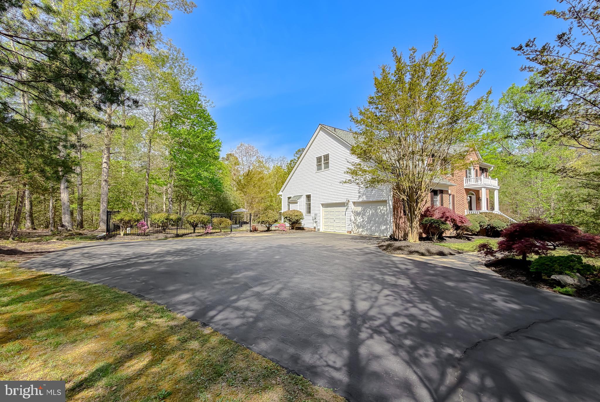 CHESTNUT HILLS - Residential