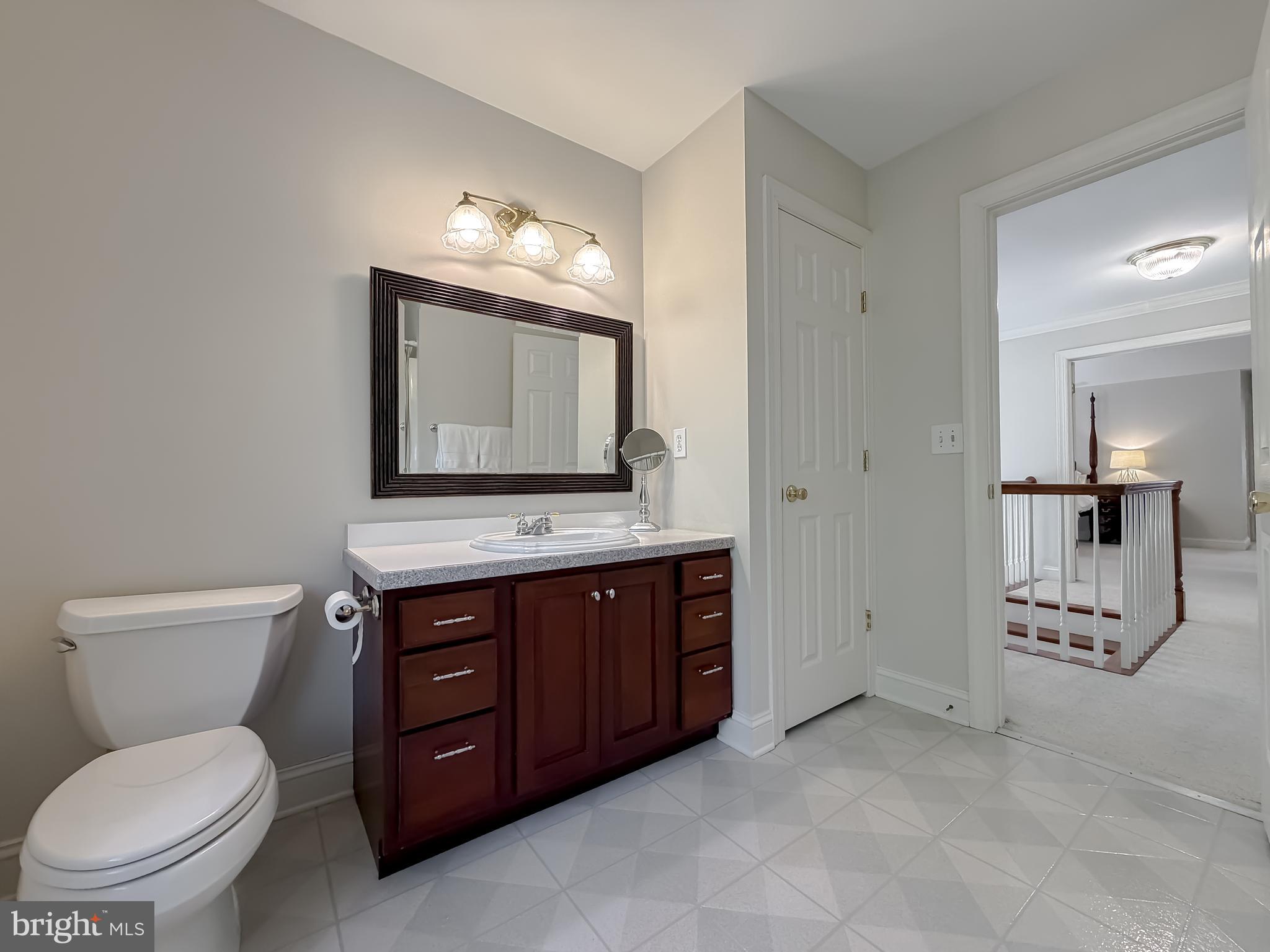 CHESTNUT HILLS - Residential