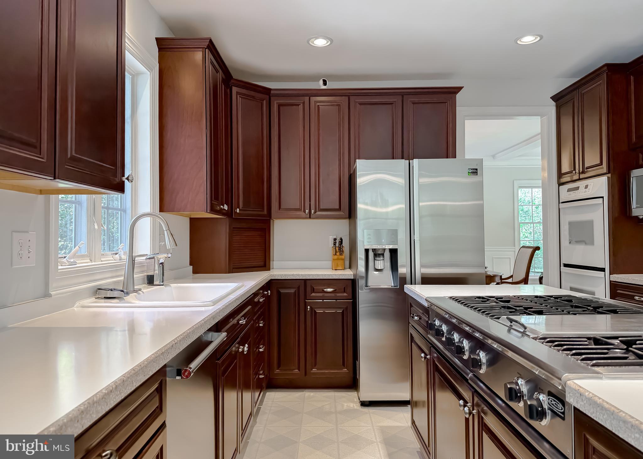 CHESTNUT HILLS - Residential