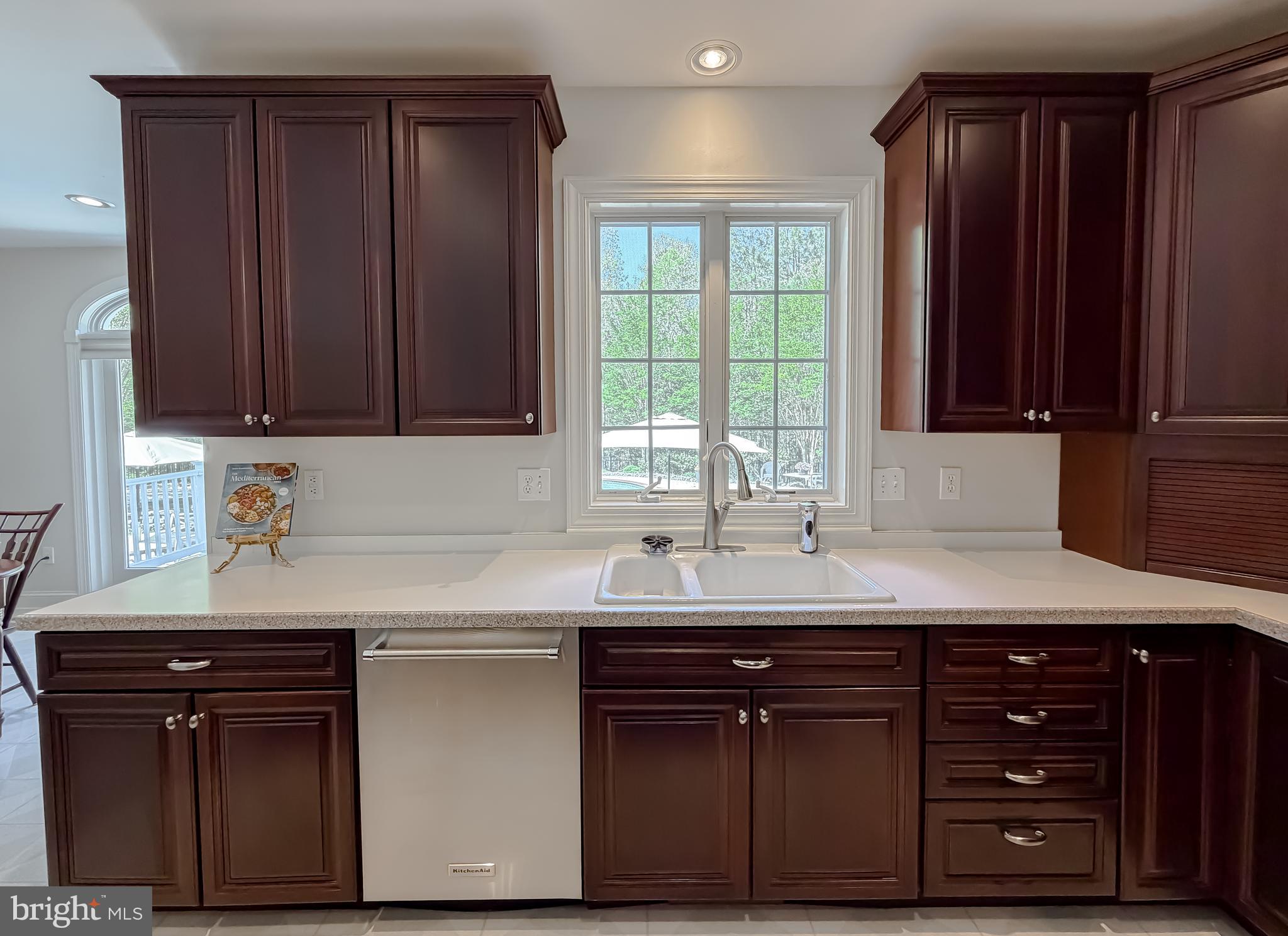 CHESTNUT HILLS - Residential