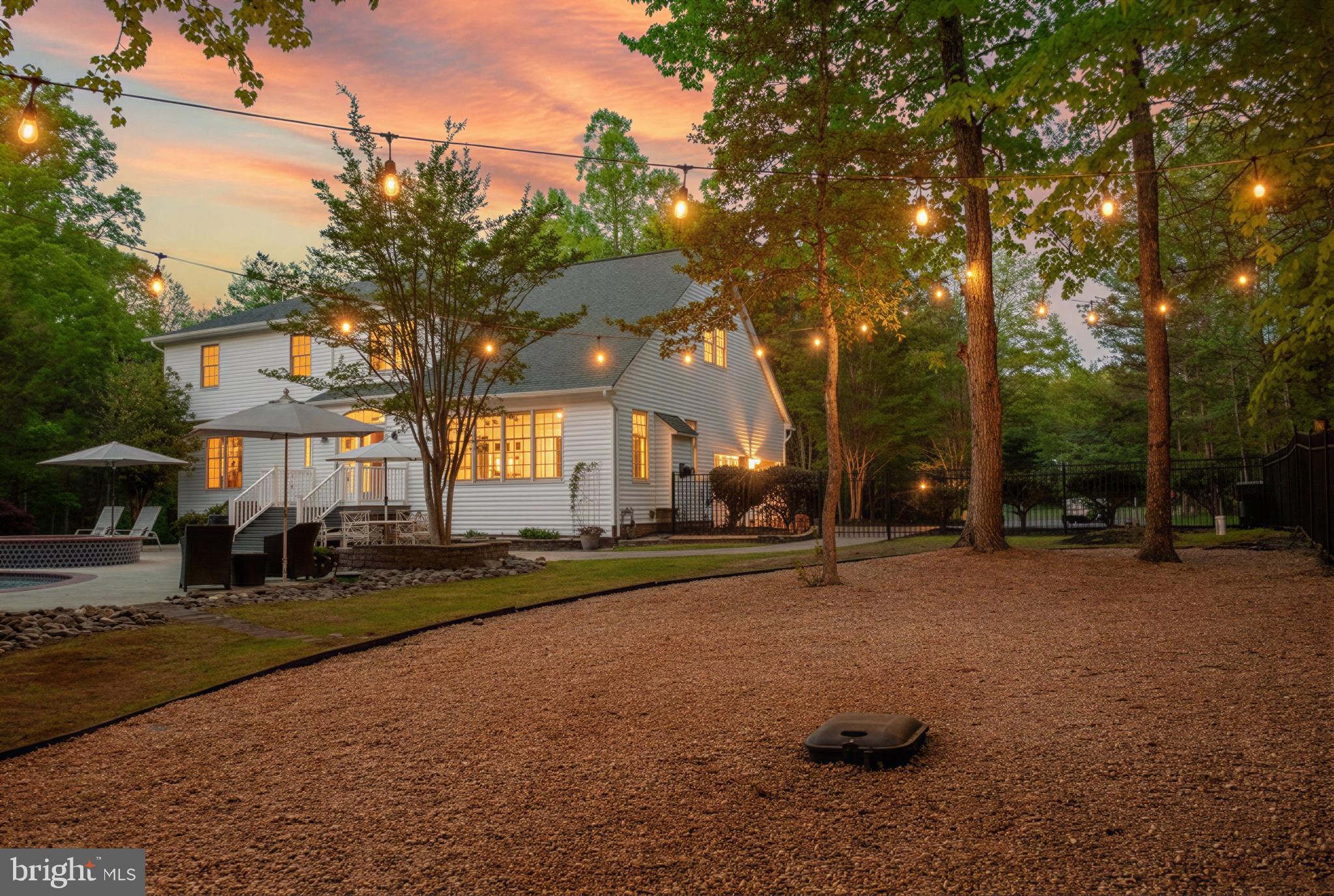 CHESTNUT HILLS - Residential