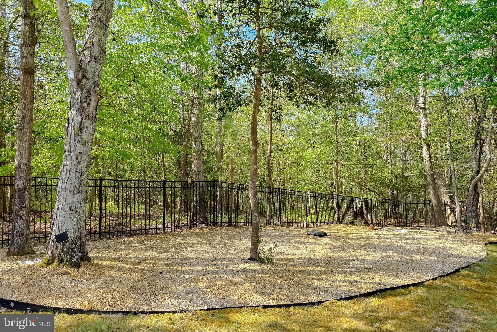 CHESTNUT HILLS - Residential