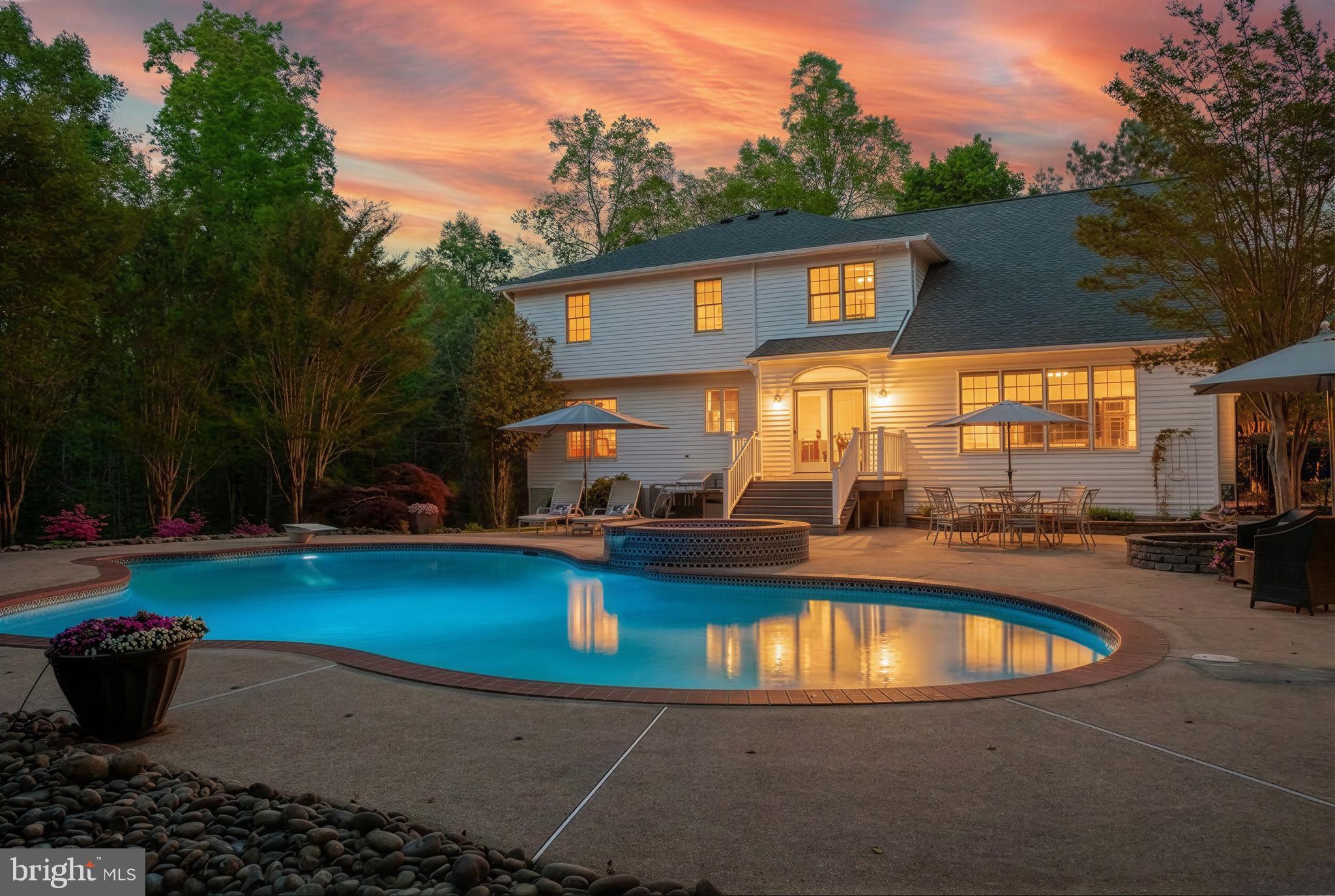 CHESTNUT HILLS - Residential