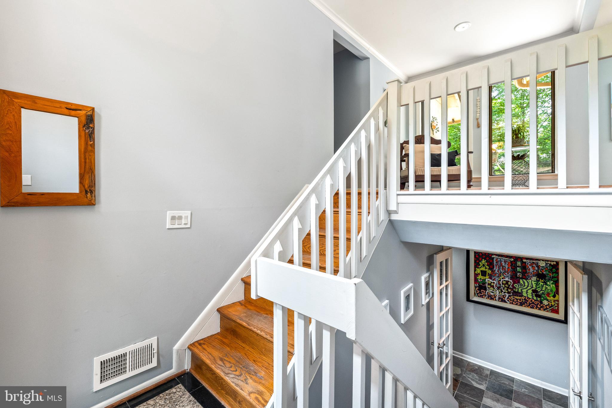 2404 SUGARBERRY COURT
