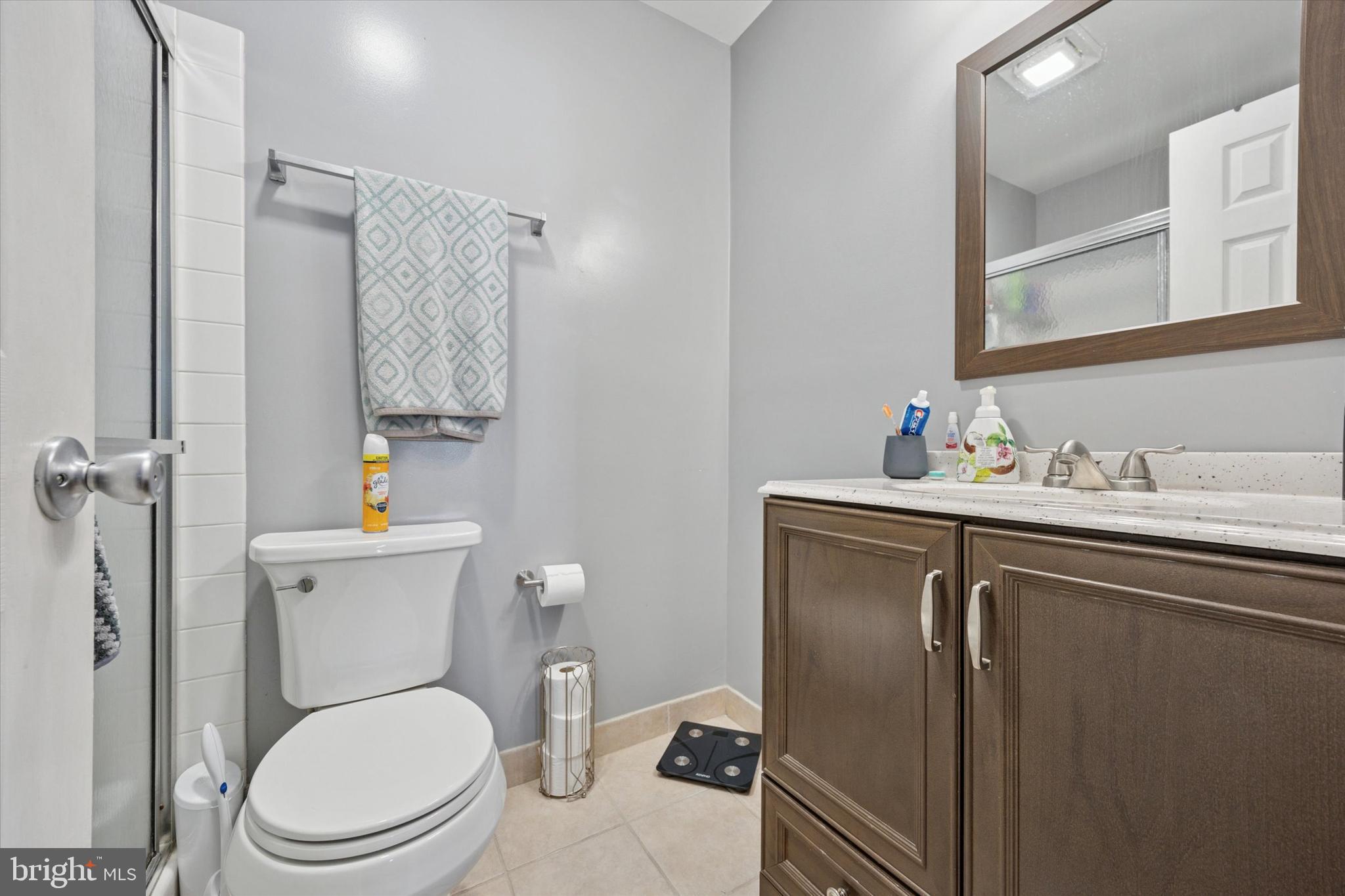 CRESTWOOD CONDO - Residential