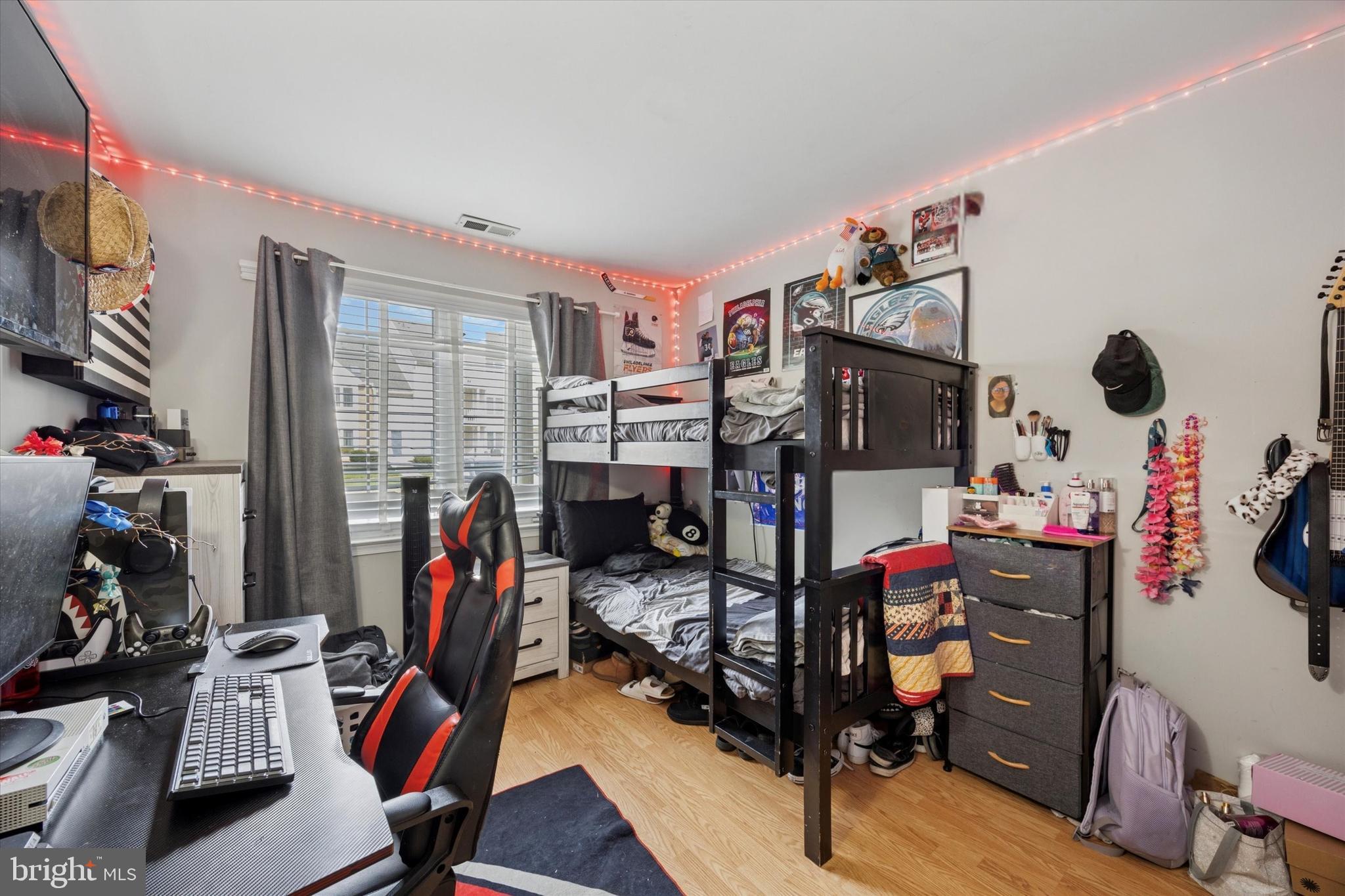 CRESTWOOD CONDO - Residential