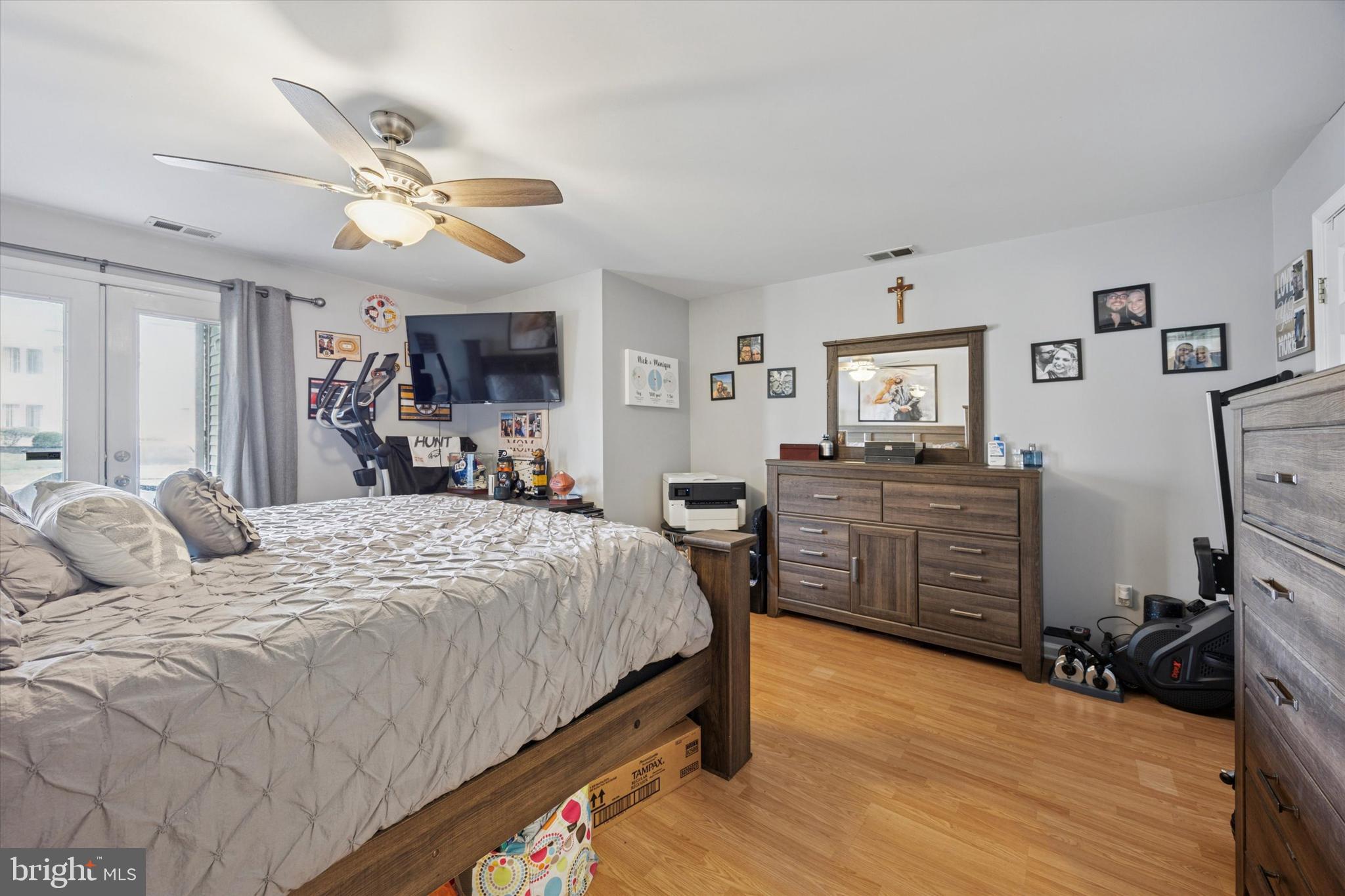 CRESTWOOD CONDO - Residential