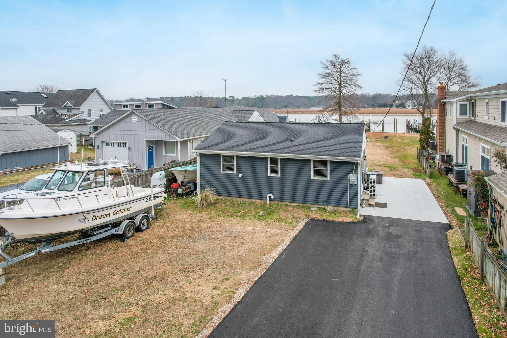 CHESTER RIVER BEACH - Residential
