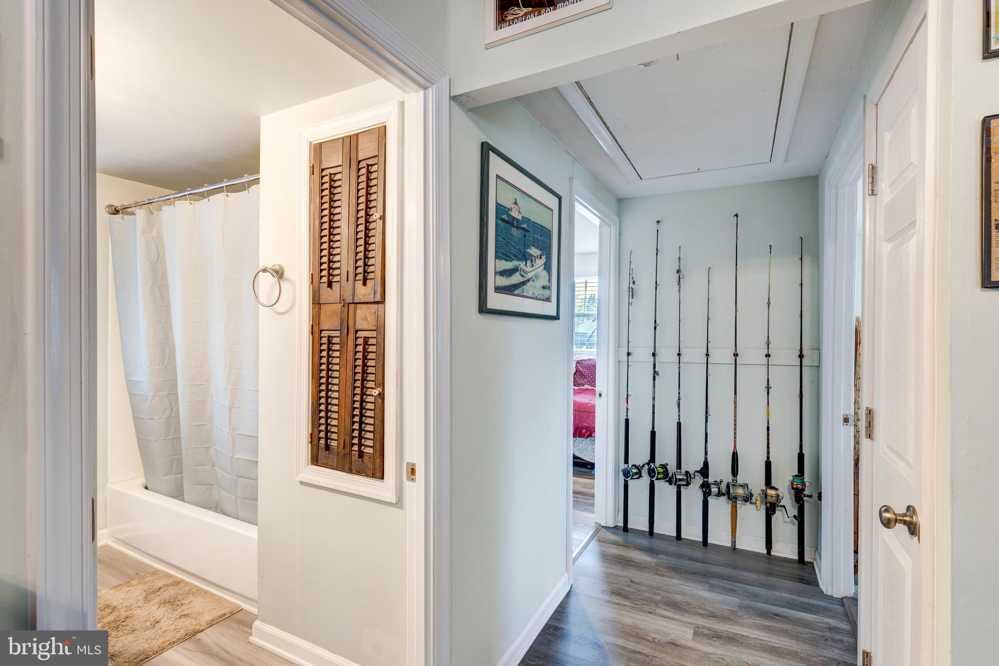 CHESTER RIVER BEACH - Residential