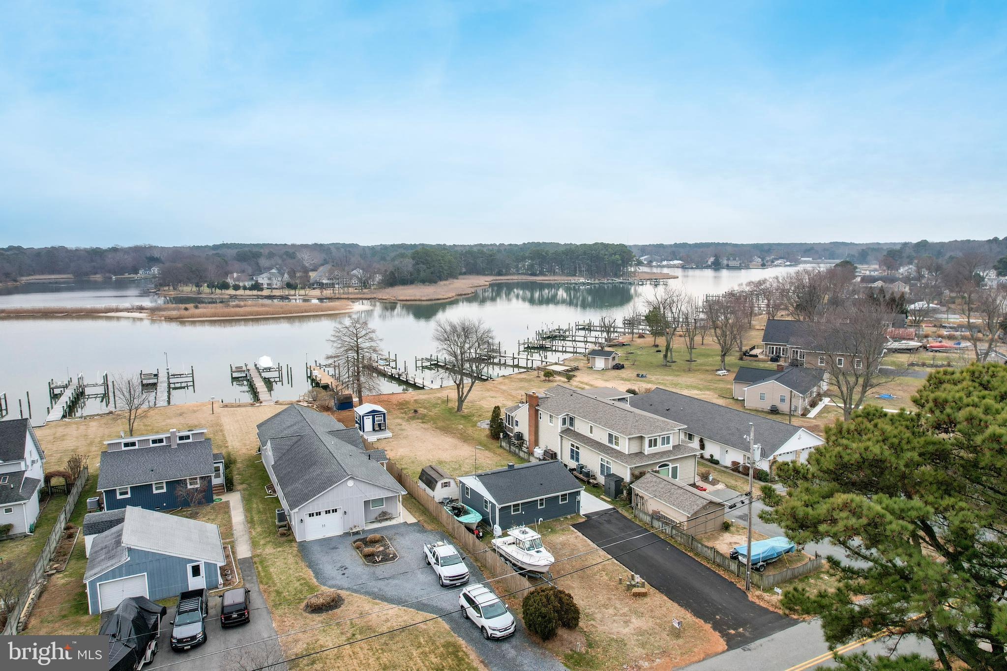 CHESTER RIVER BEACH - Residential