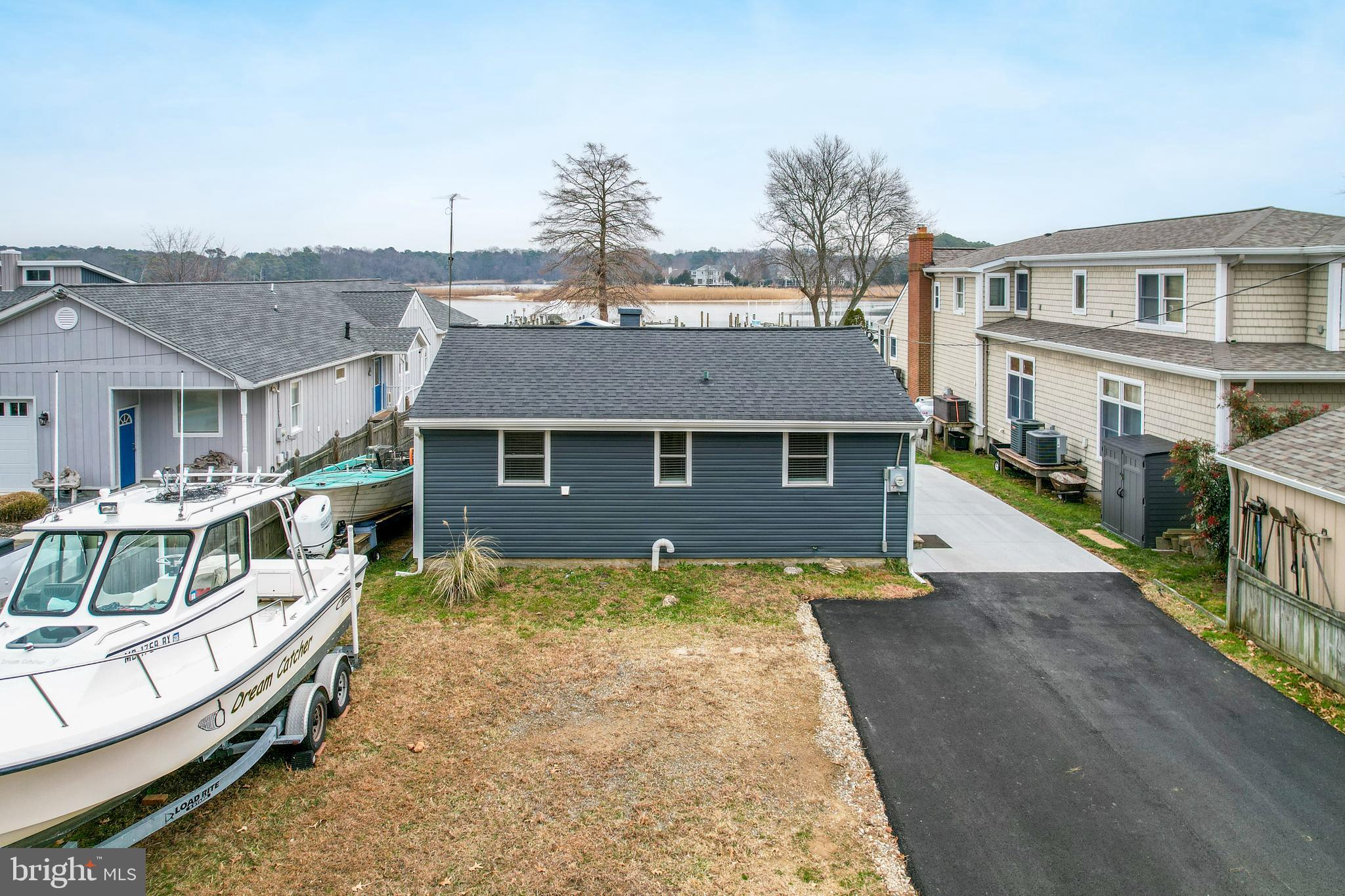 CHESTER RIVER BEACH - Residential