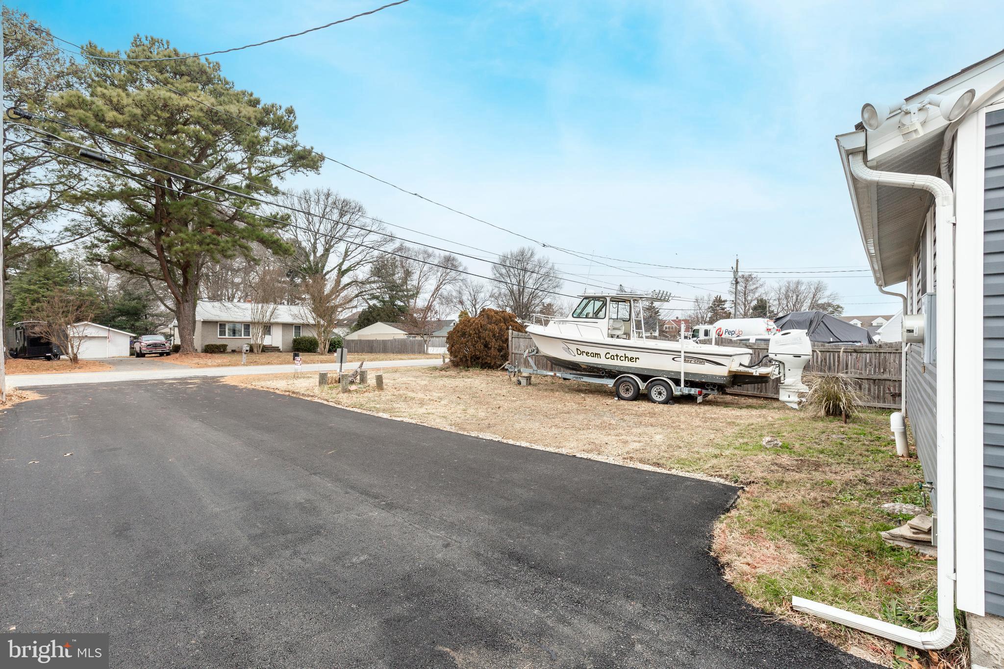 CHESTER RIVER BEACH - Residential