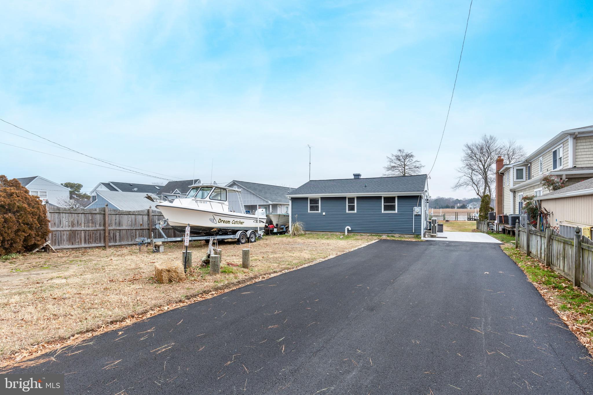 CHESTER RIVER BEACH - Residential