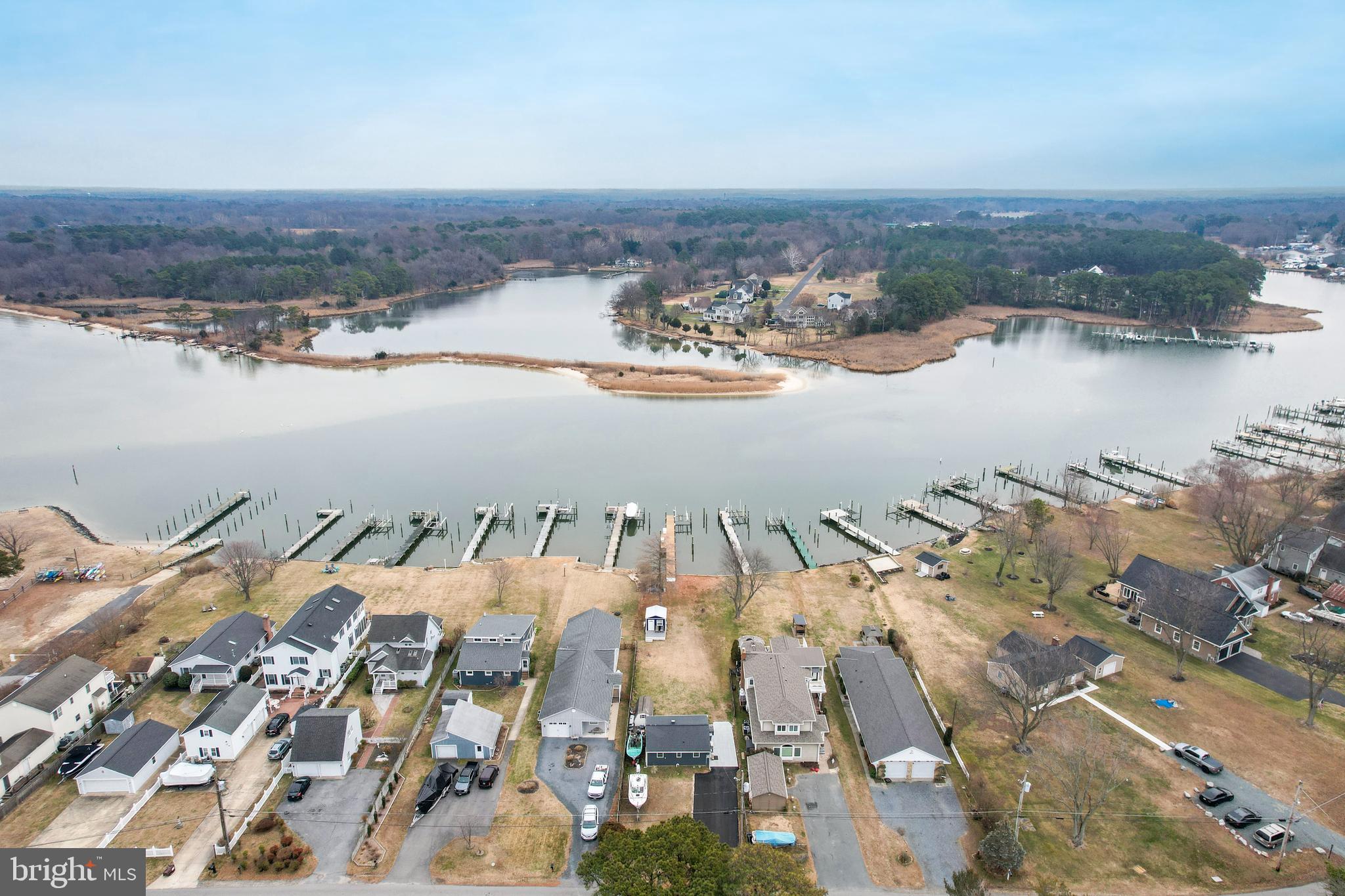 CHESTER RIVER BEACH - Residential