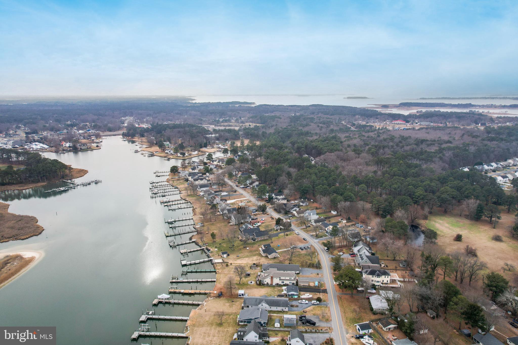 CHESTER RIVER BEACH - Residential