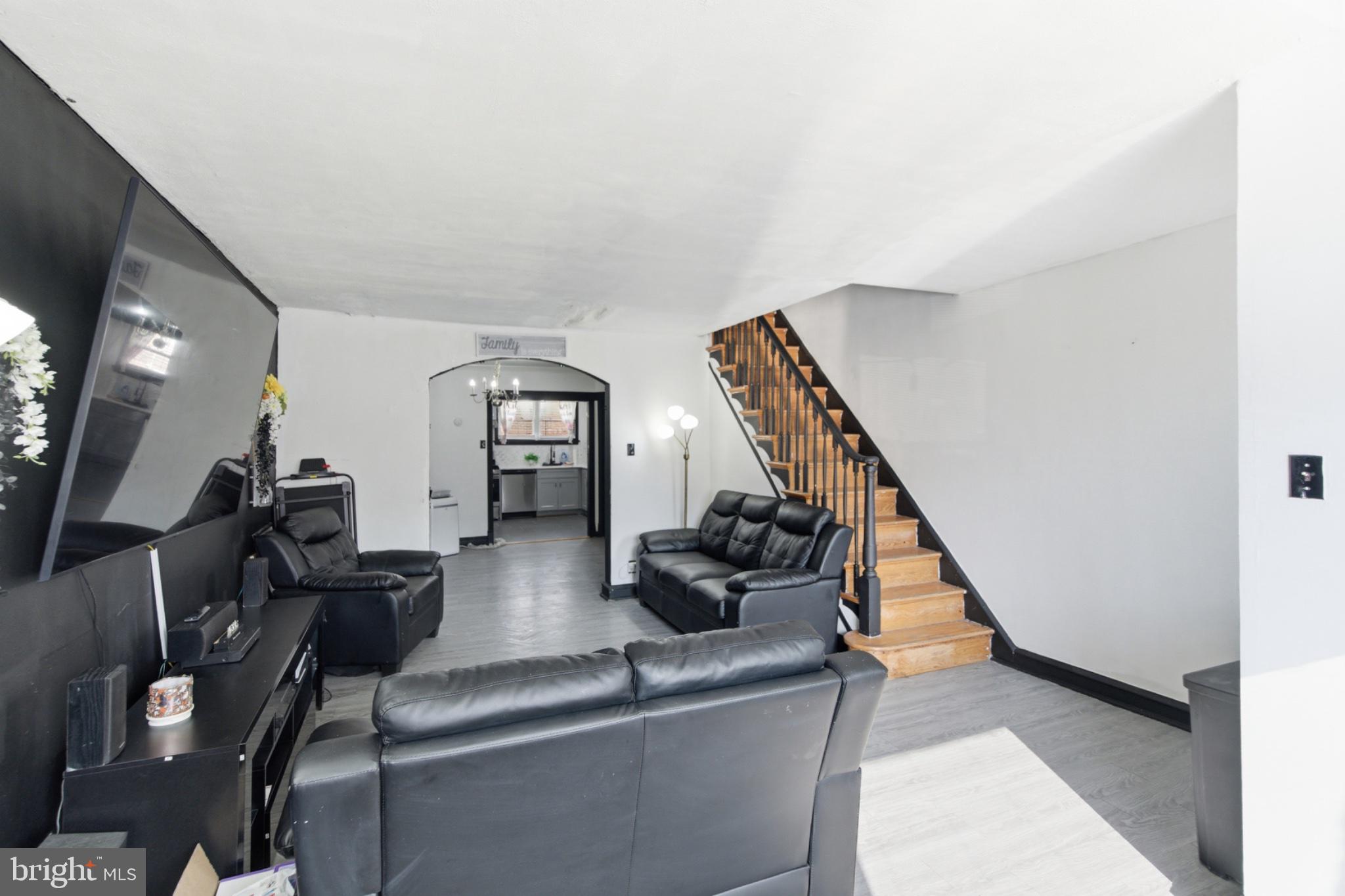 4241 STIRLING STREET