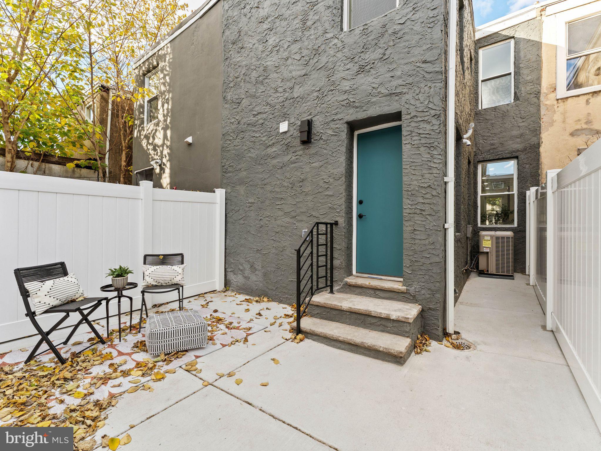 POINT BREEZE - Residential