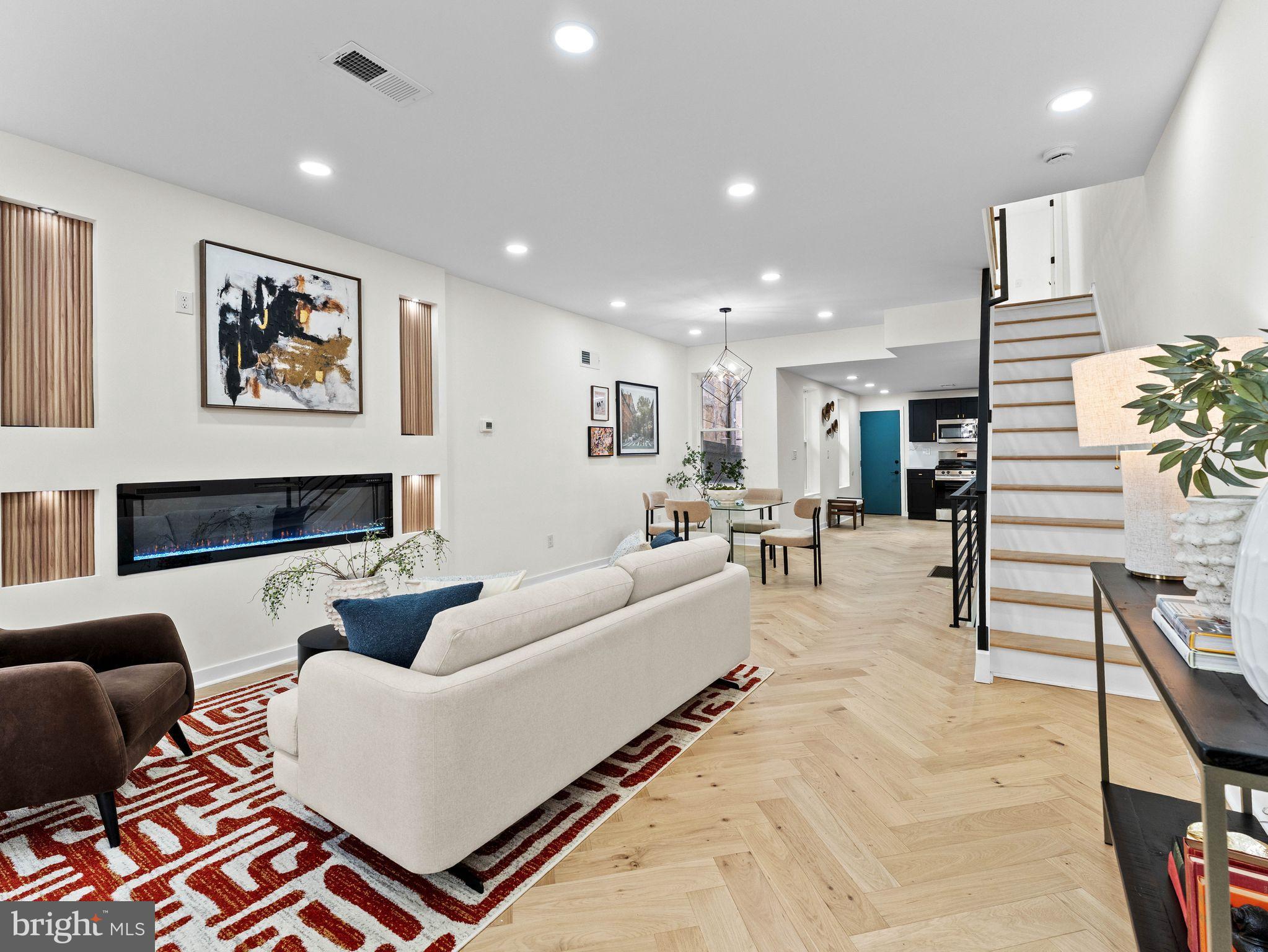 POINT BREEZE - Residential