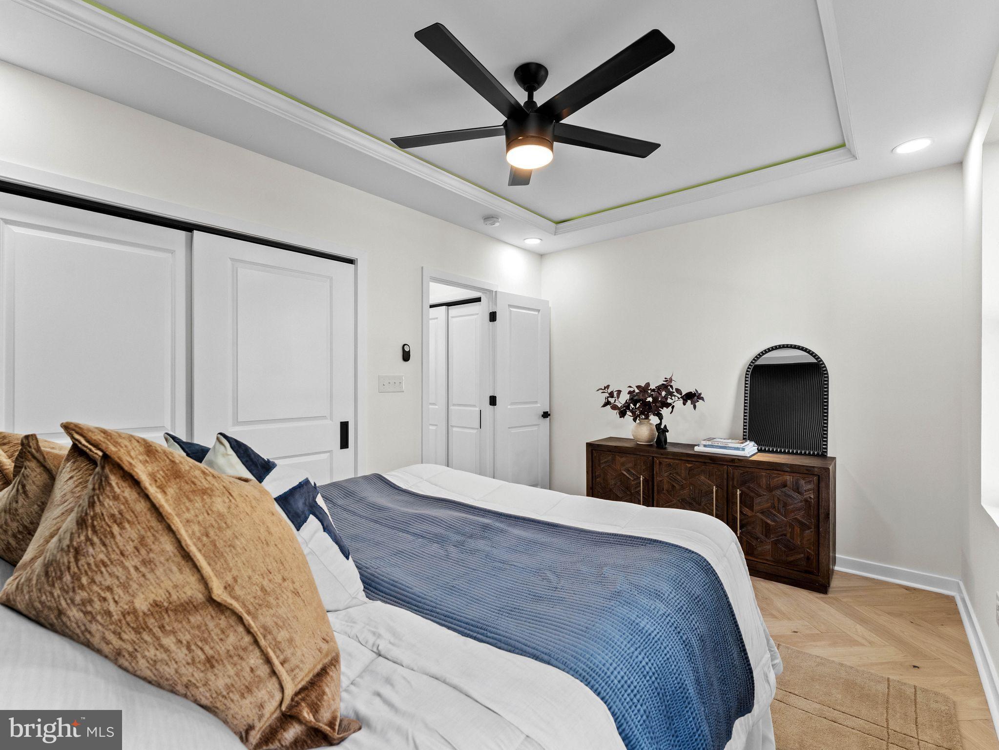 POINT BREEZE - Residential