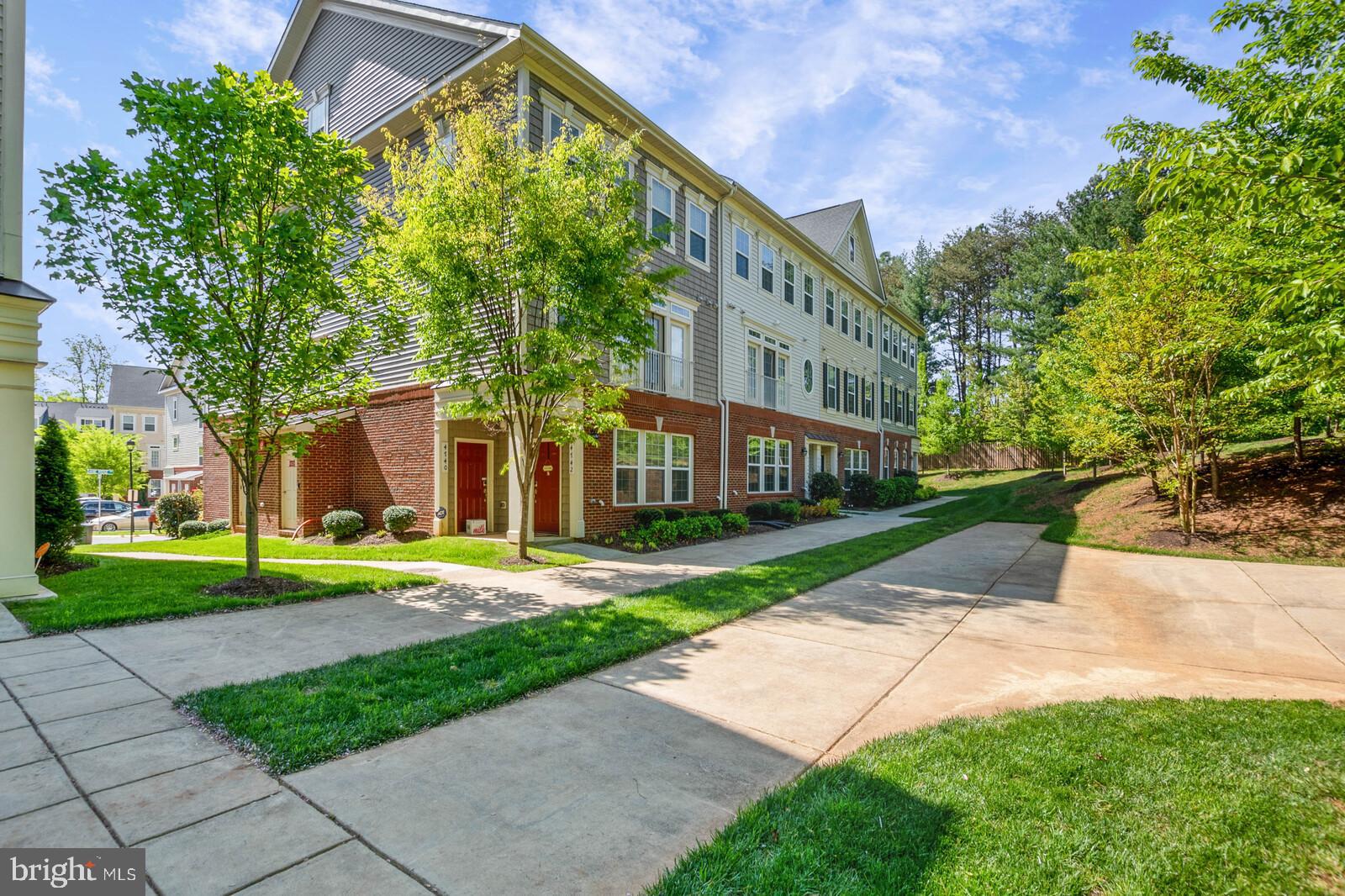 DANE RIDGE CONDO - Residential