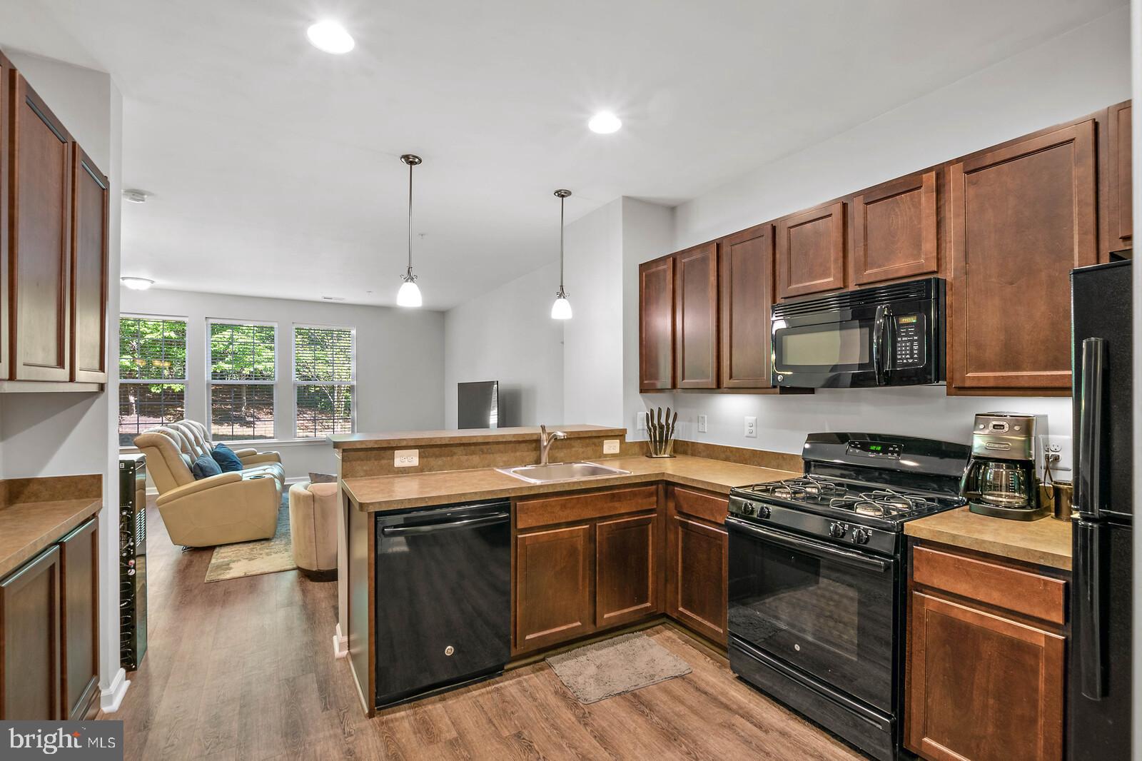 DANE RIDGE CONDO - Residential