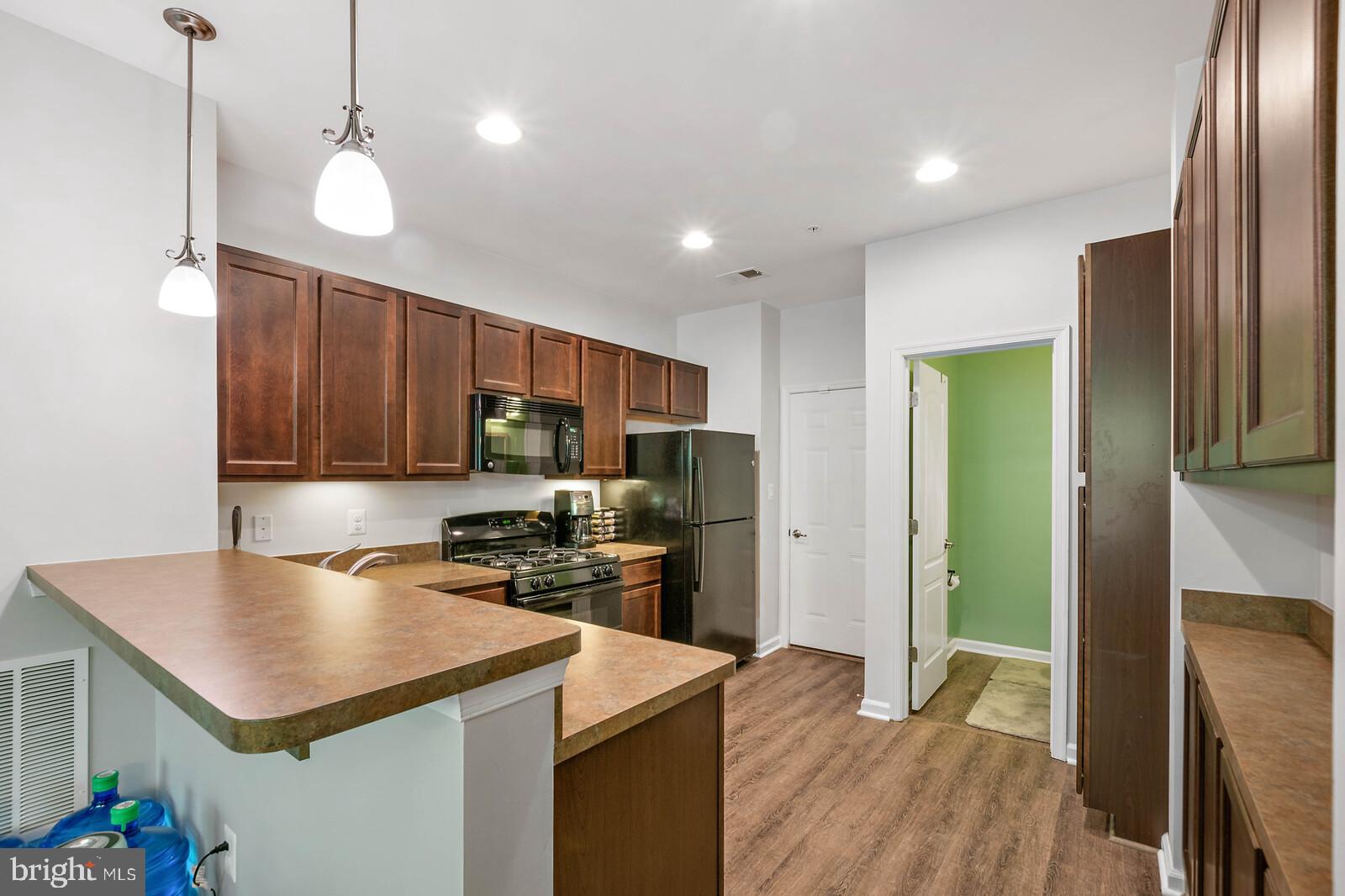 DANE RIDGE CONDO - Residential