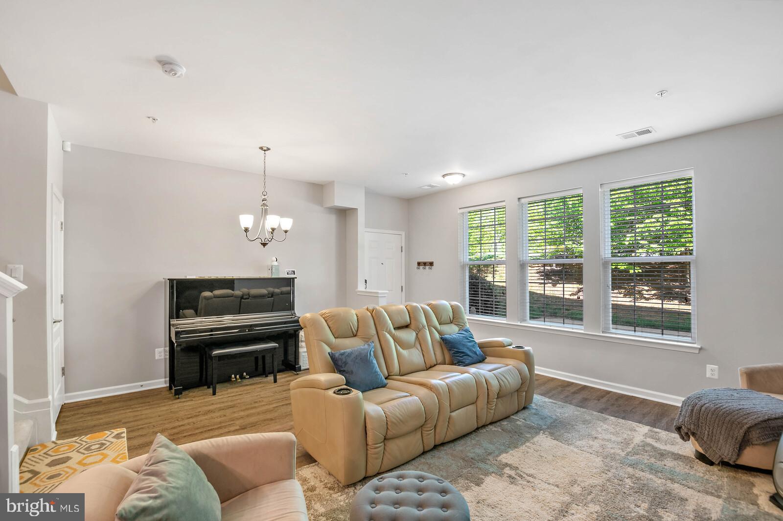 DANE RIDGE CONDO - Residential