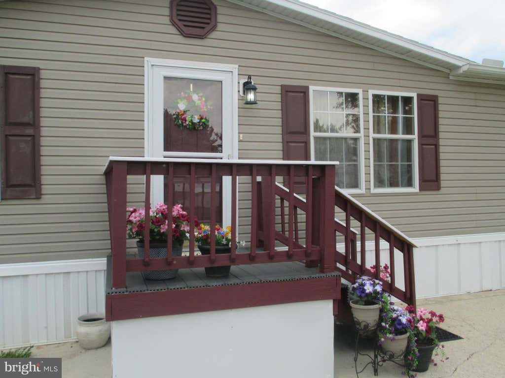 Photo of 284 Waverly Court, FAYETTEVILLE, PA 17222 (MLS # PAFL2034322)