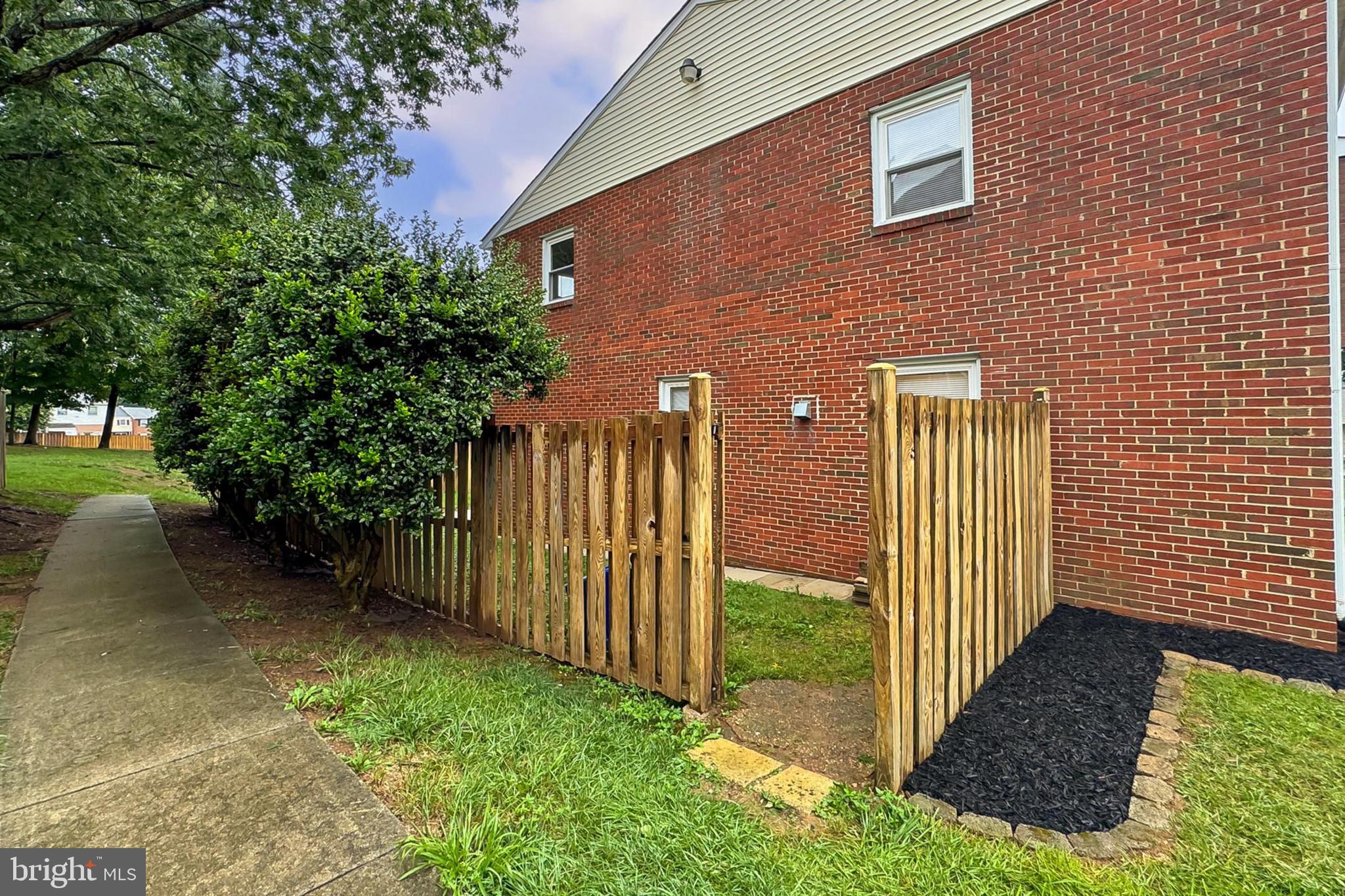 DALE CITY - Residential