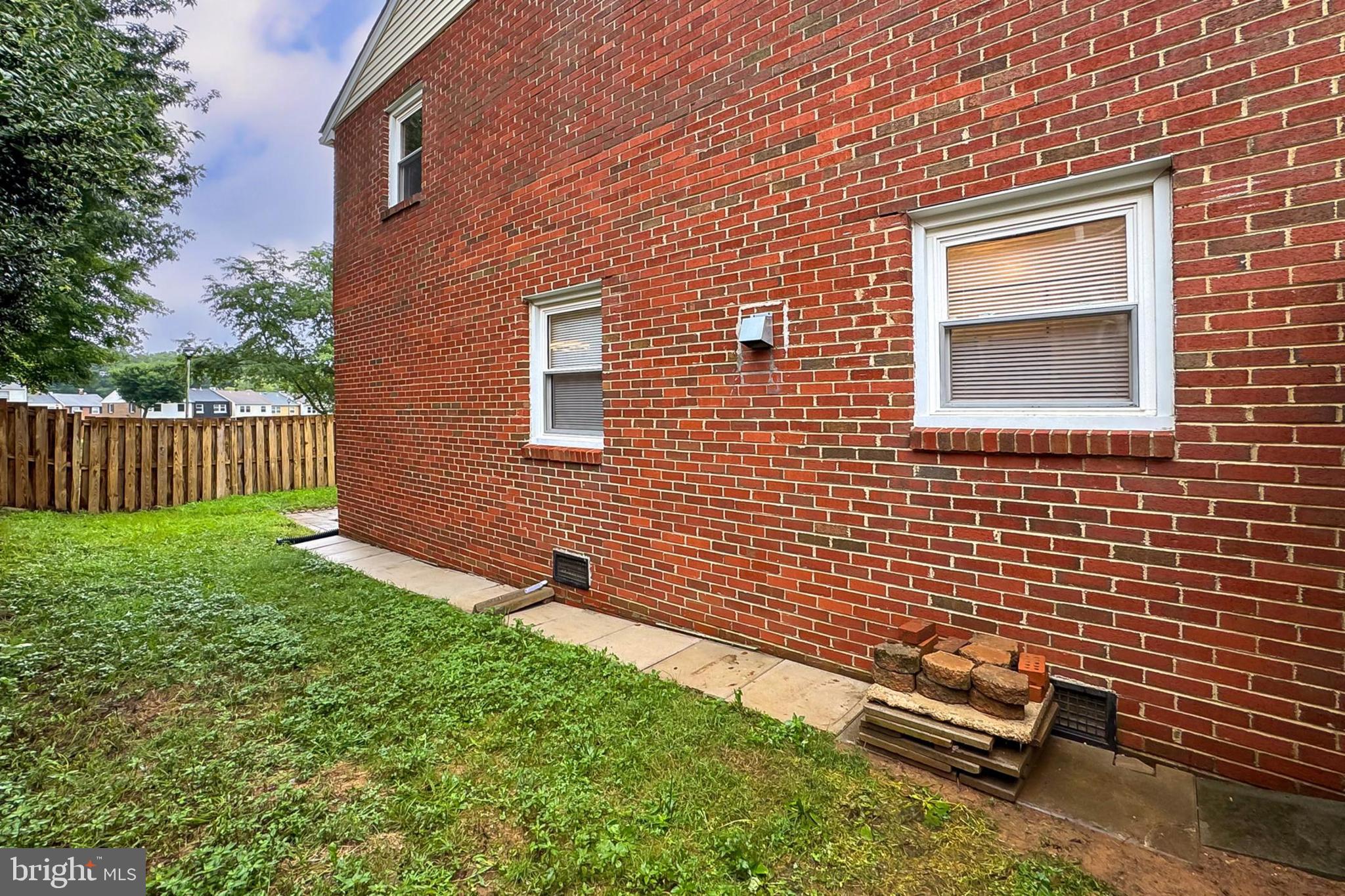 DALE CITY - Residential