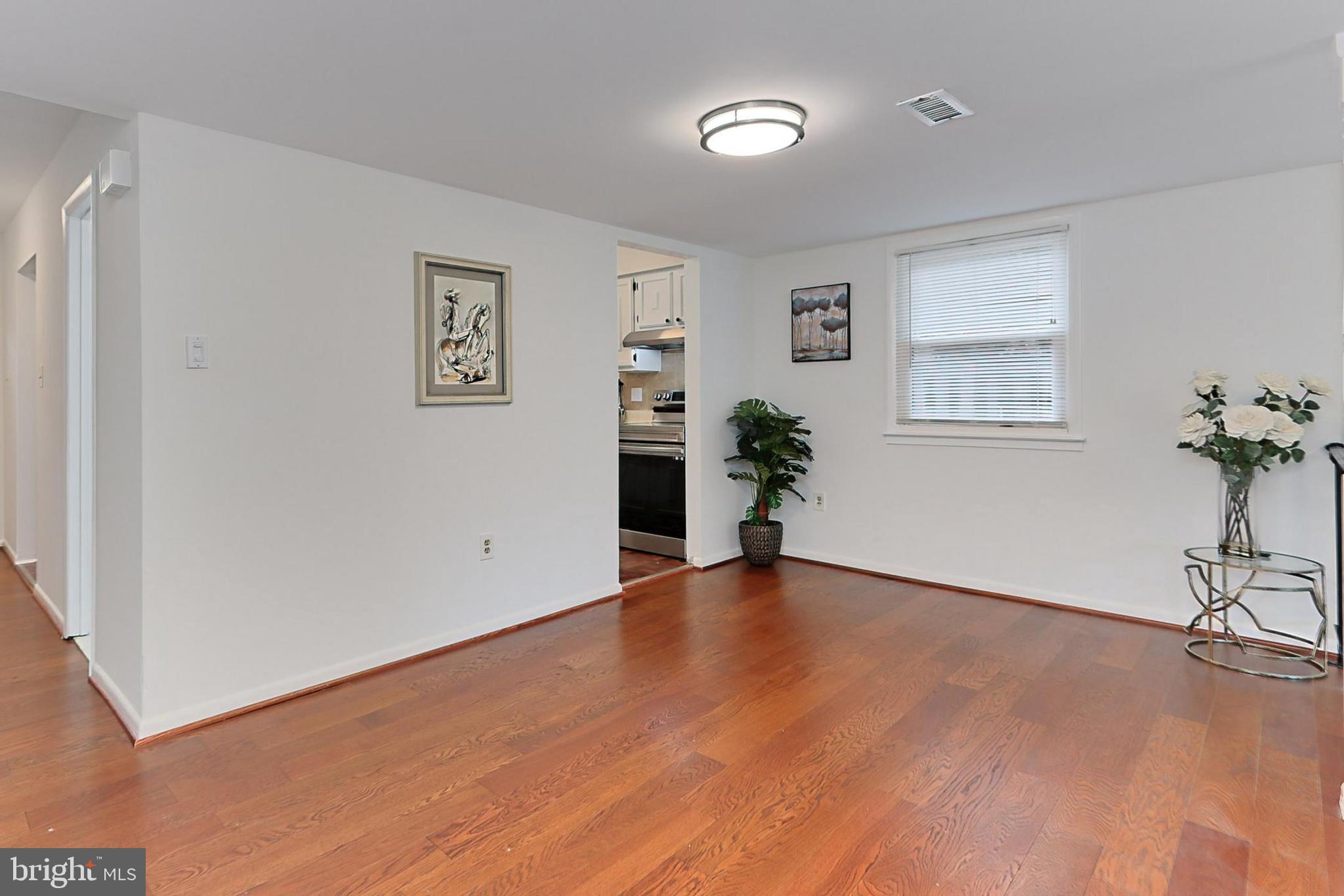 DALE CITY - Residential