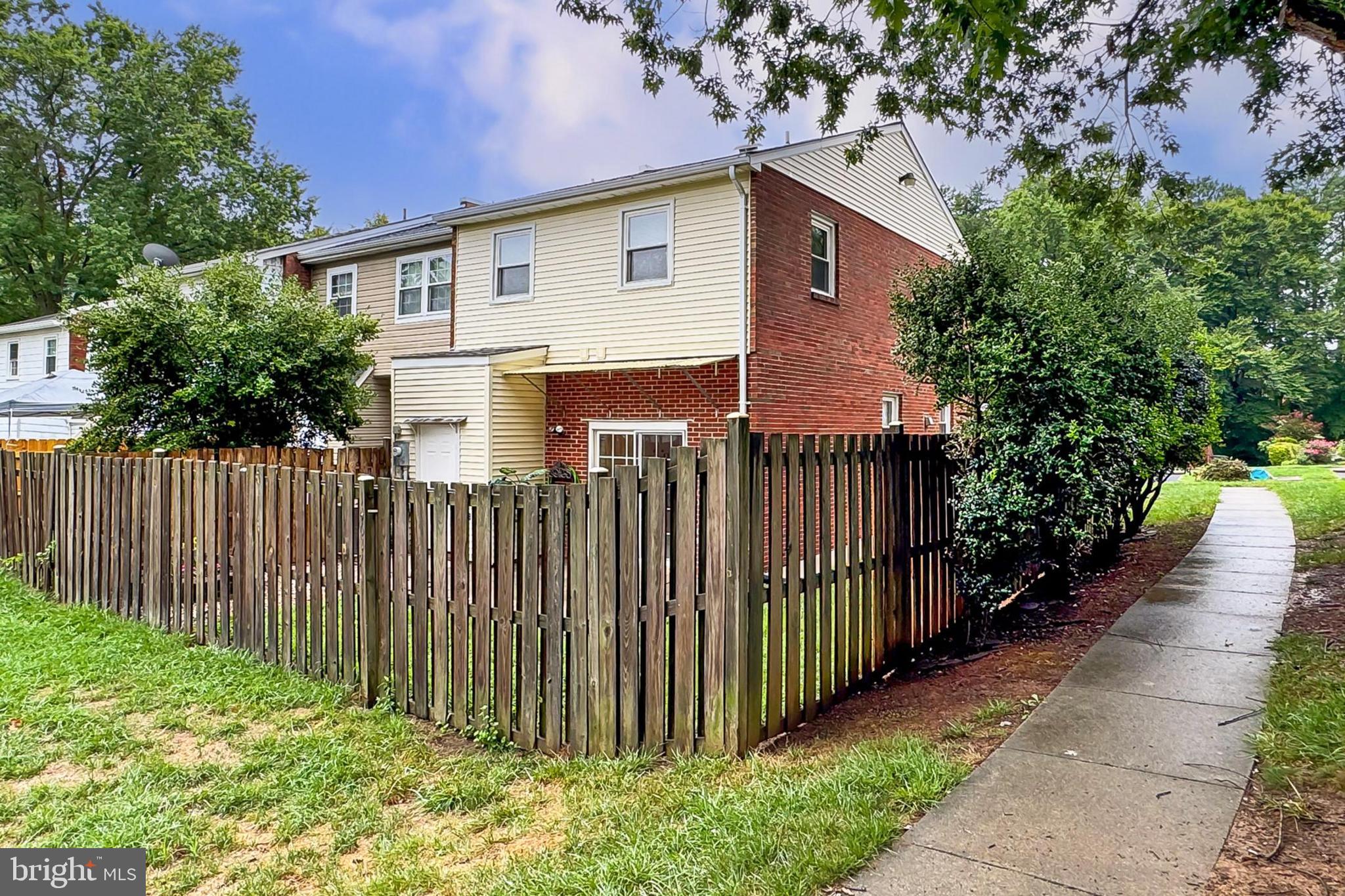 DALE CITY - Residential