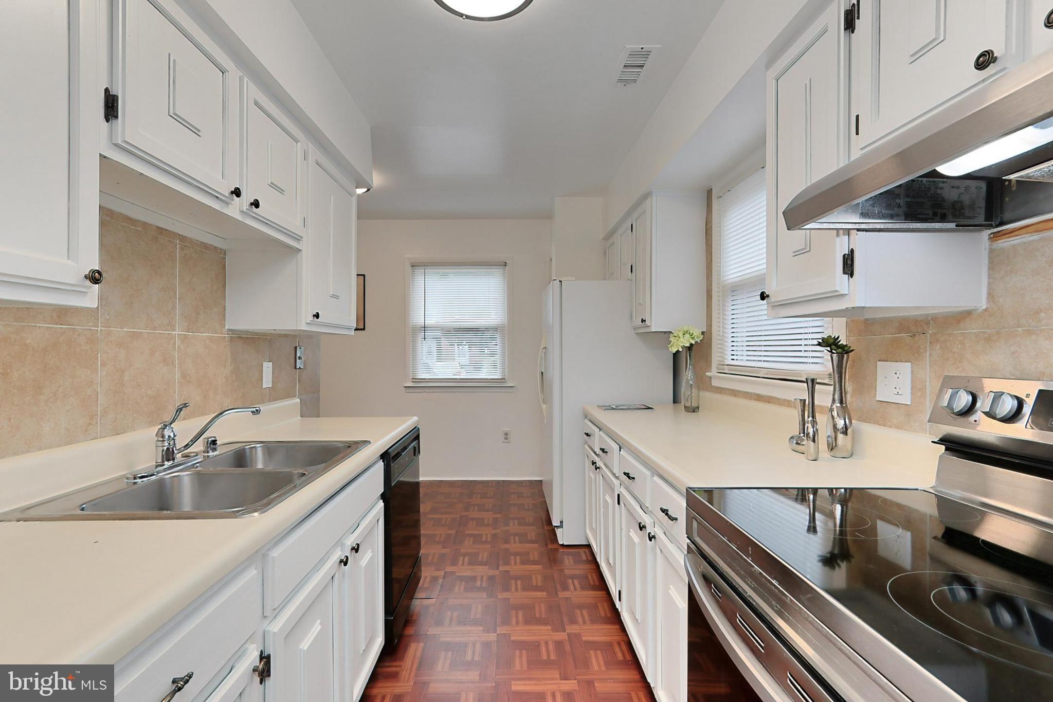 DALE CITY - Residential