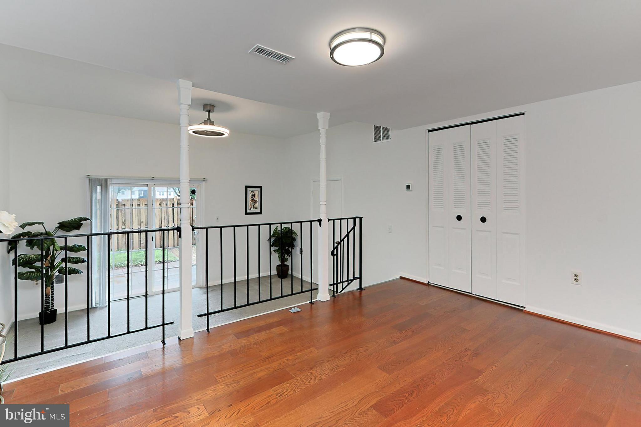 DALE CITY - Residential