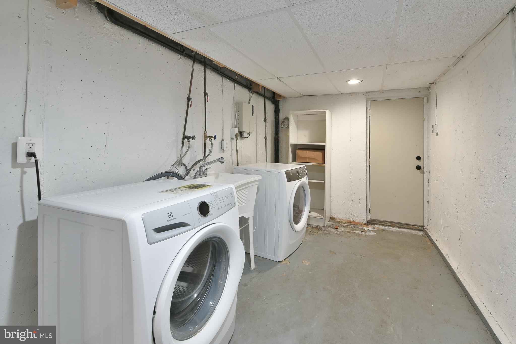 CEDARBROOK - Residential