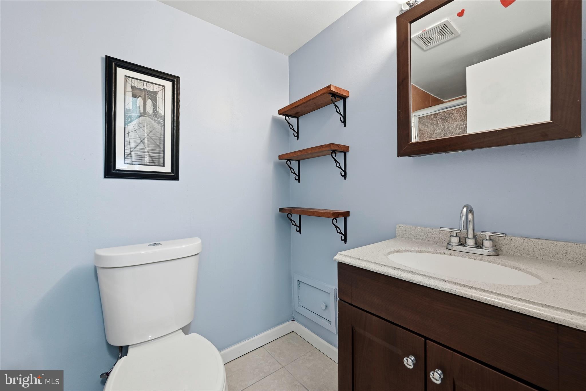 HAWTHORNE VILLAGE - Residential