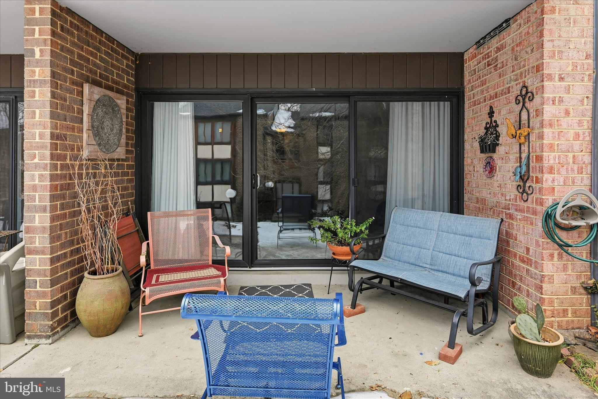 HAWTHORNE VILLAGE - Residential