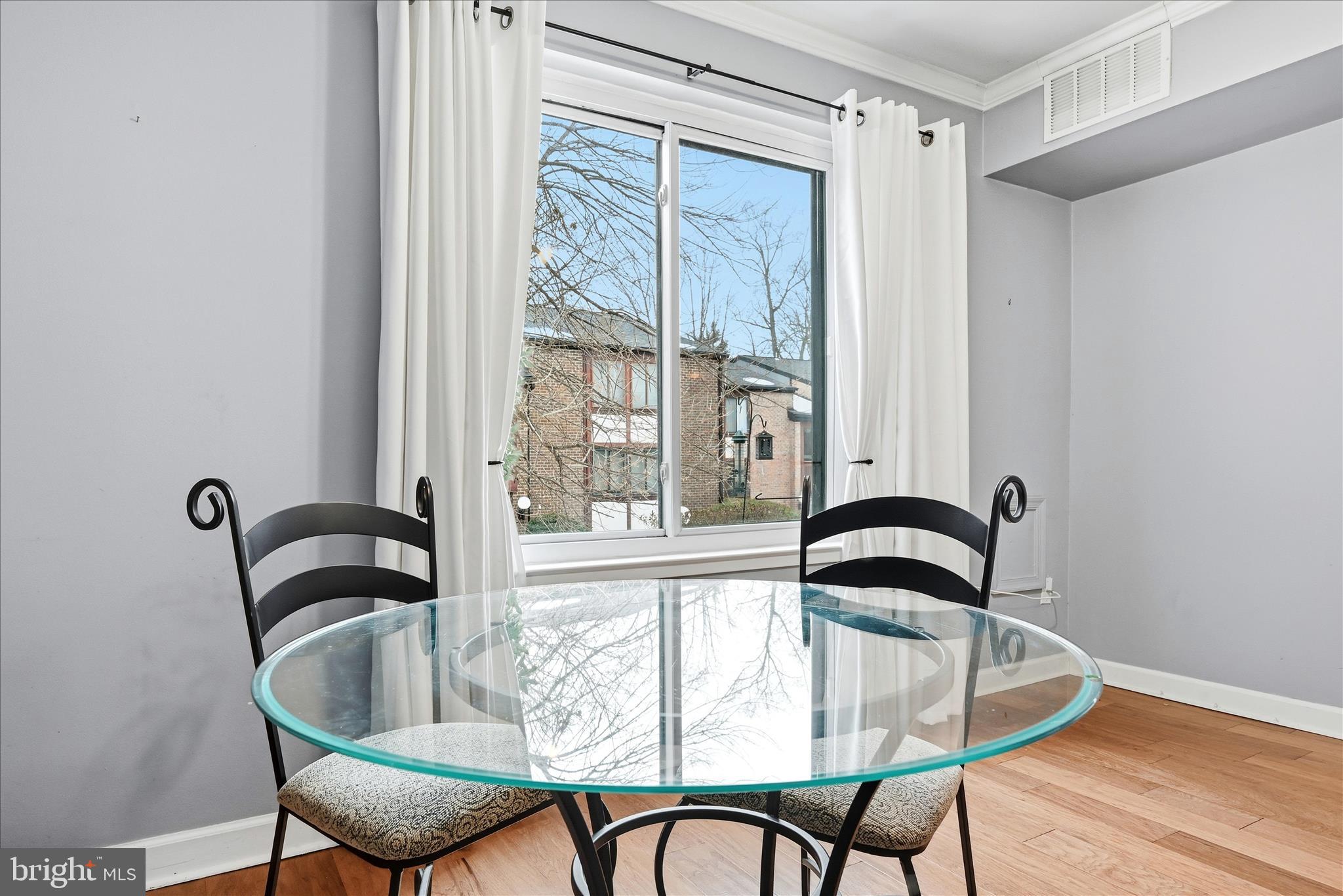 HAWTHORNE VILLAGE - Residential