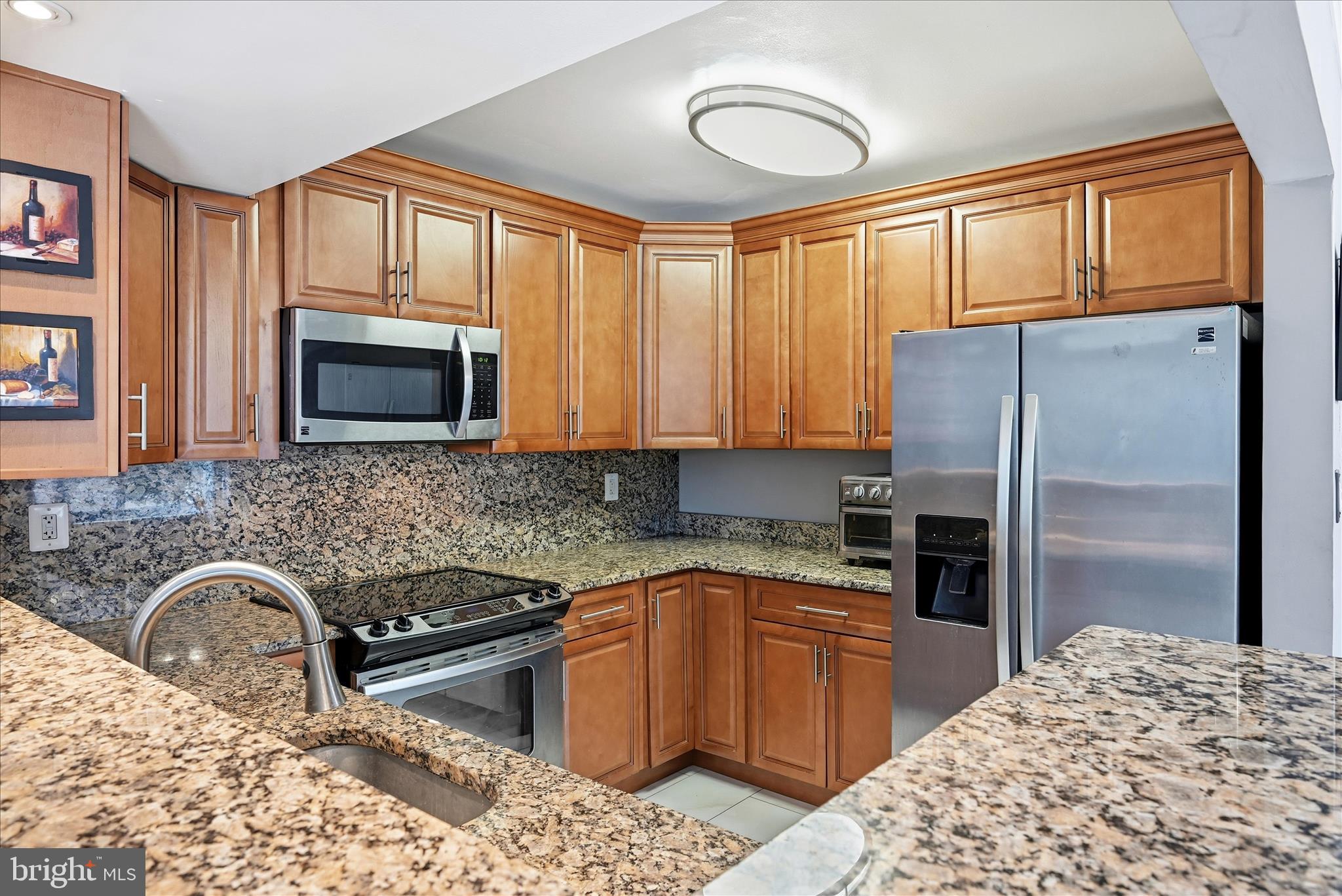 HAWTHORNE VILLAGE - Residential