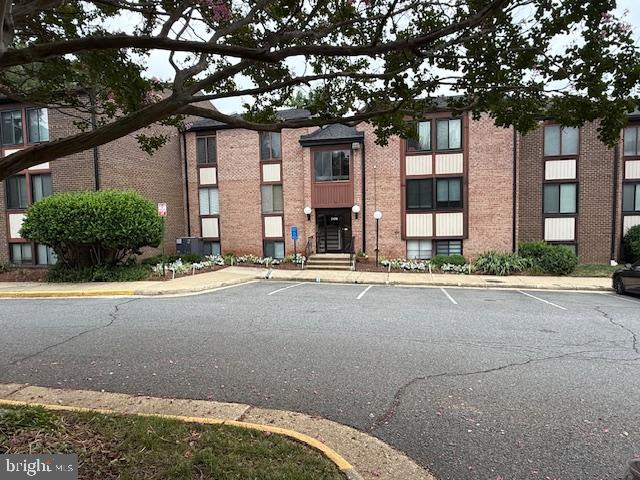 HAWTHORNE VILLAGE - Residential