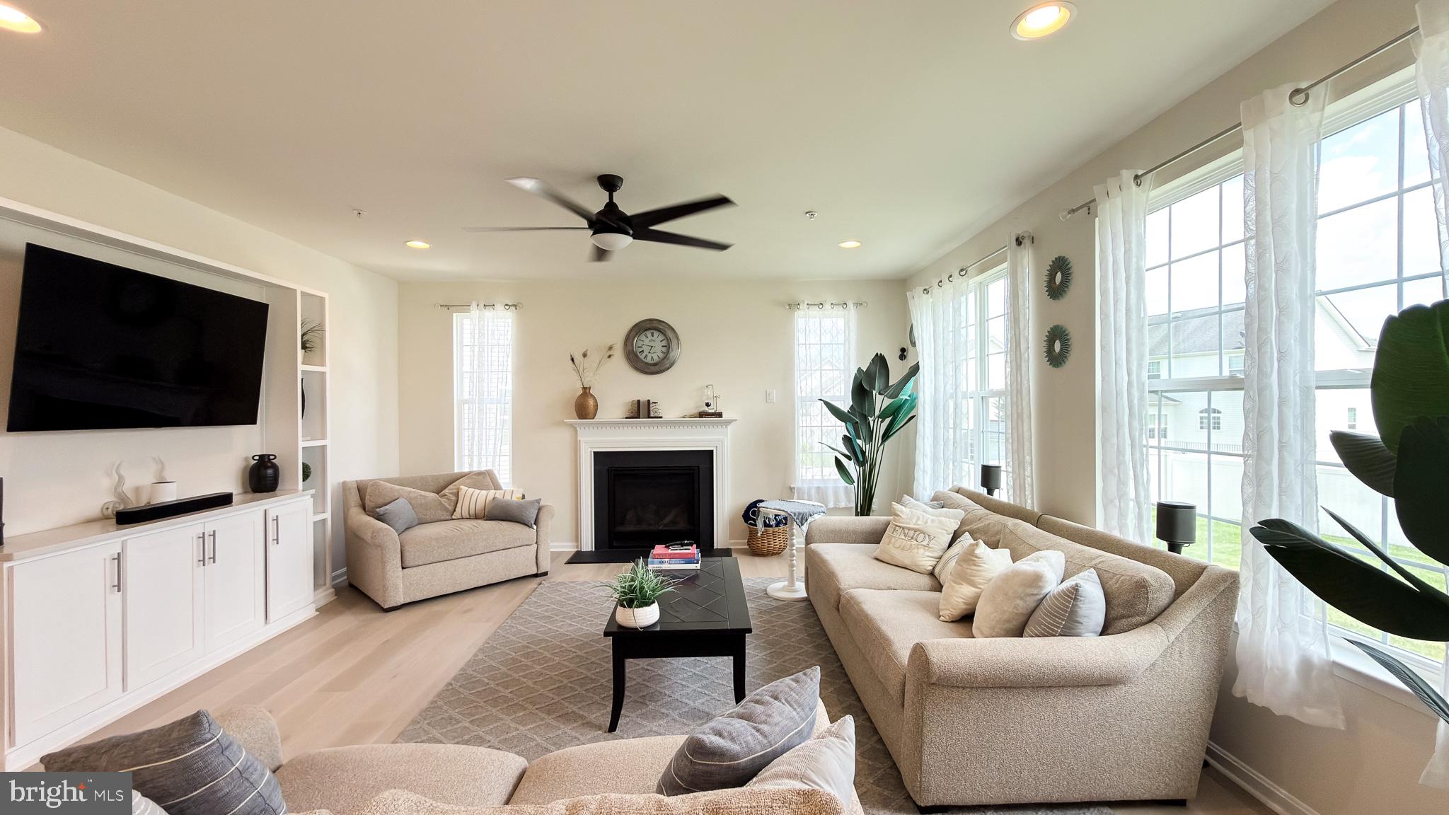 46805 WENTWORTH COURT