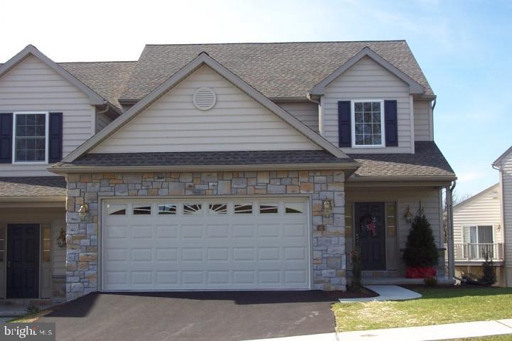 WOODS EDGE OF ELIZABETHTOWN - Residential